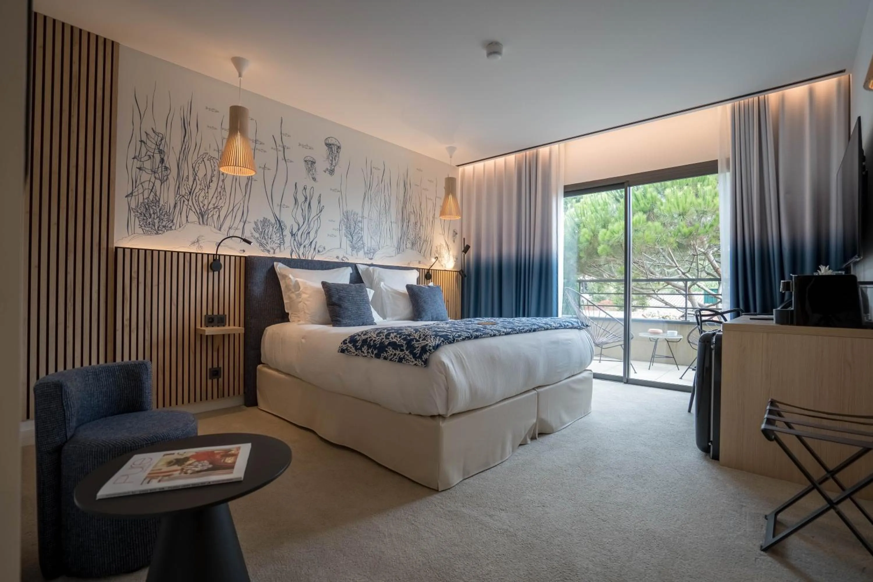 Photo of the whole room, Bed in EDEN HÔTEL