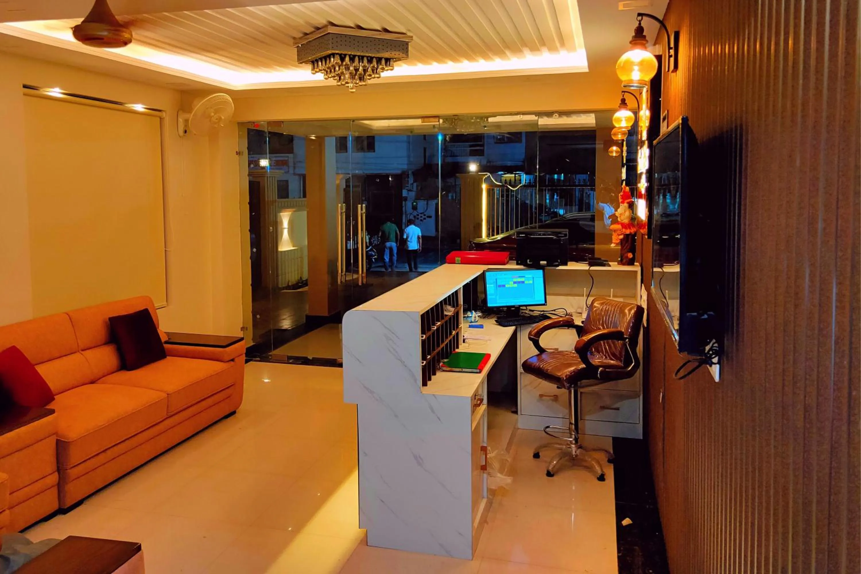 Lobby or reception in ShriGo Hotel Haridwar