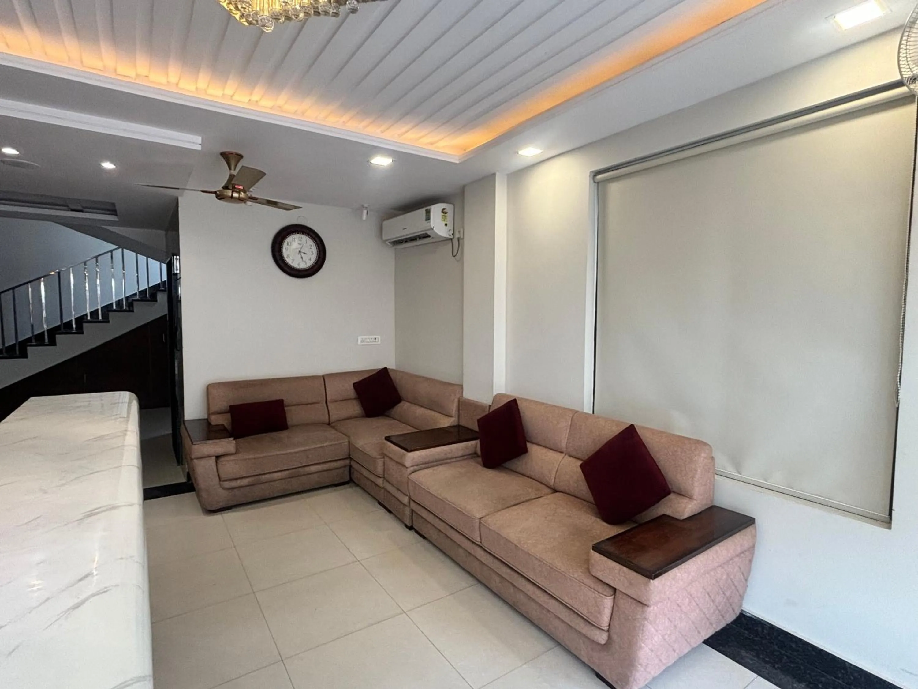 Lobby or reception in ShriGo Hotel Haridwar