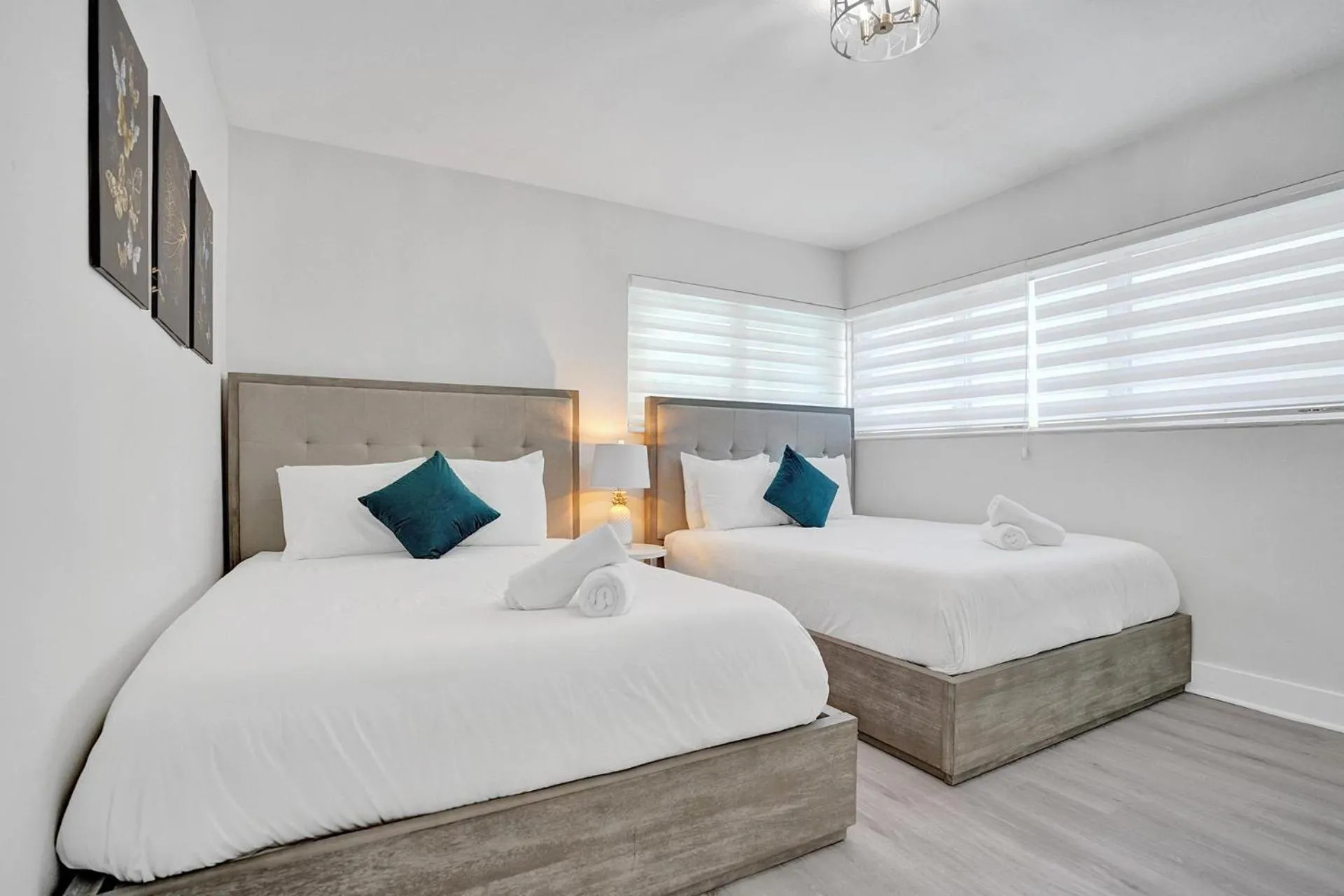 Bedroom, Bed in Bay Harbor Suites