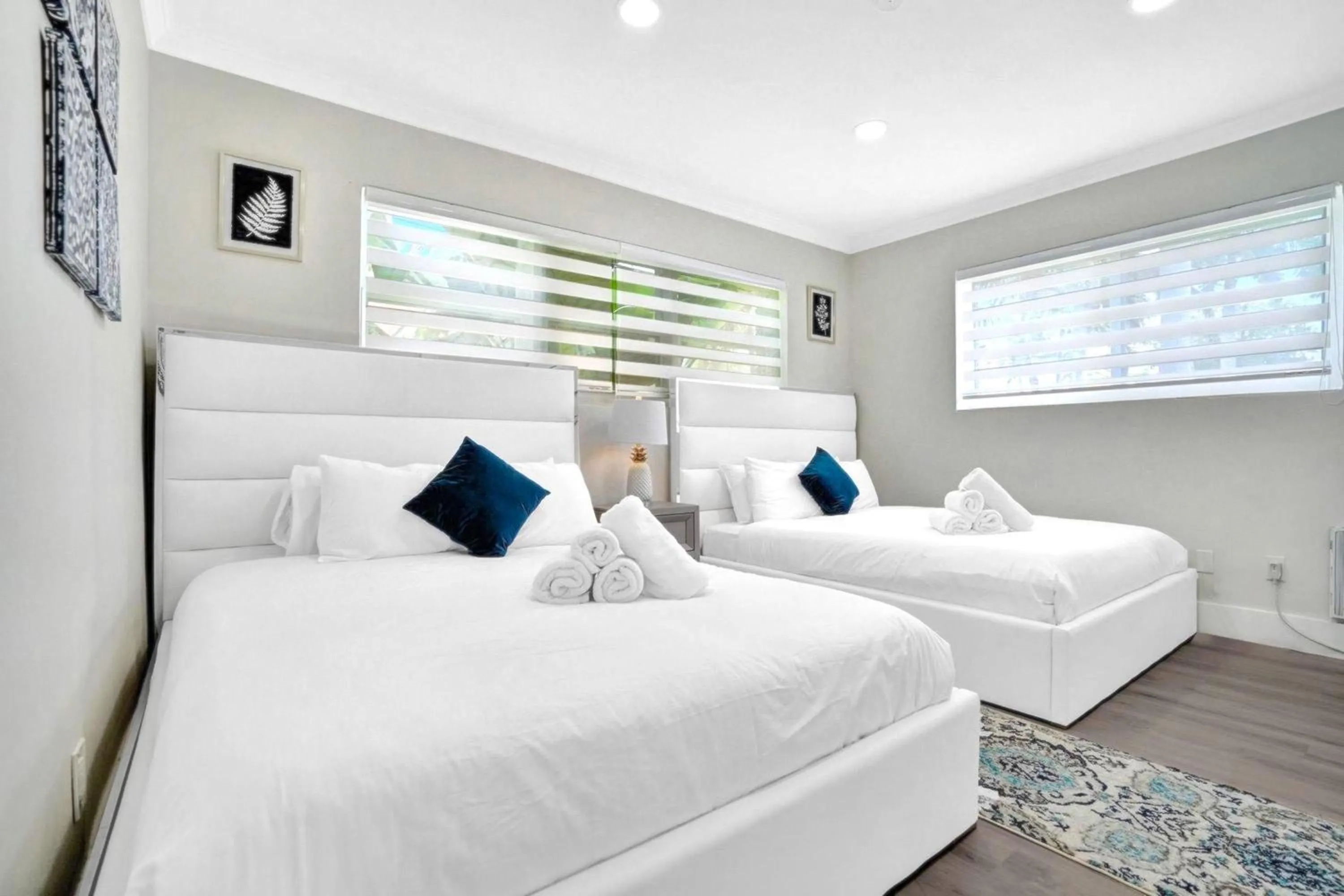 Bed in Bay Harbor Suites