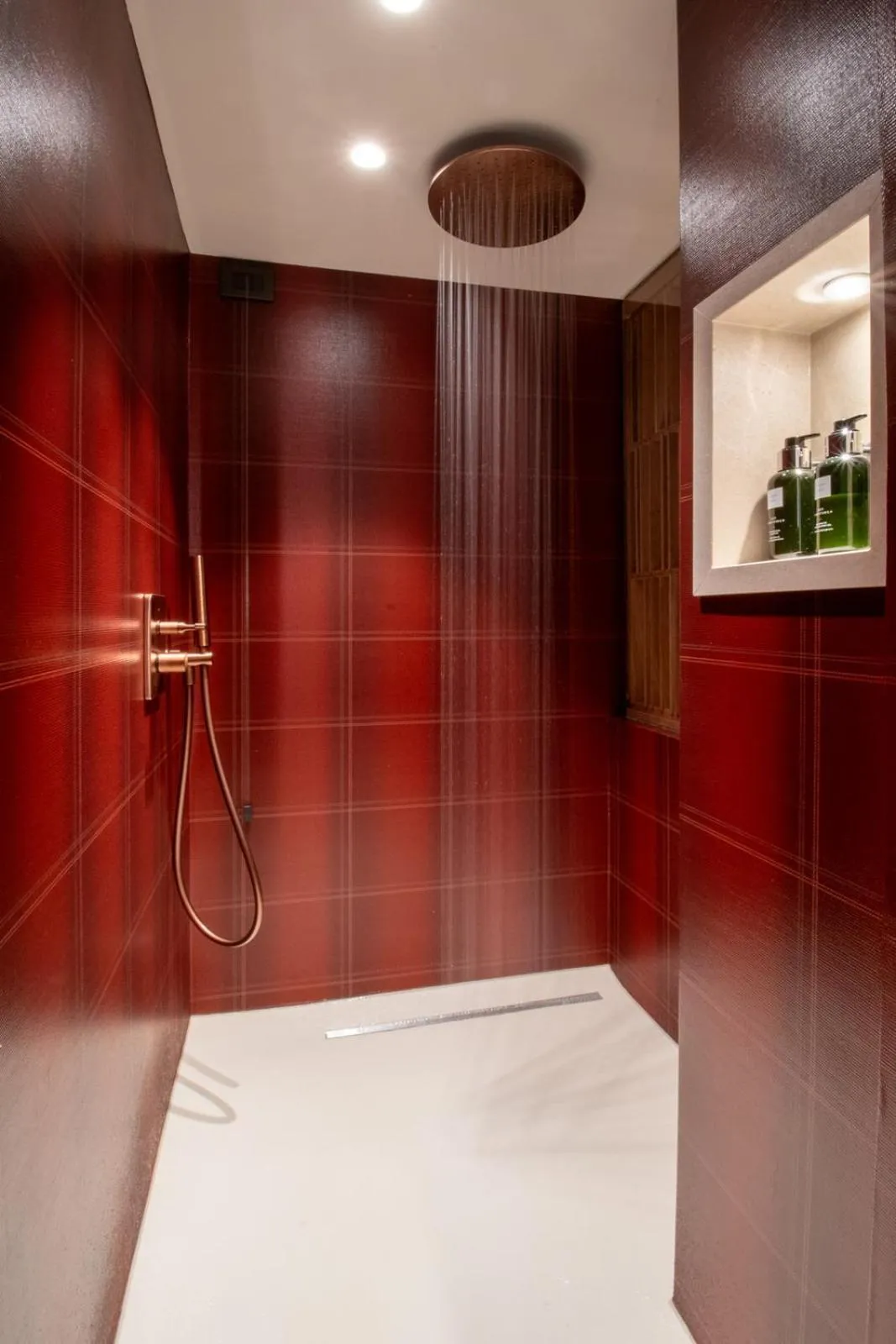 Bed in Eight Cortina