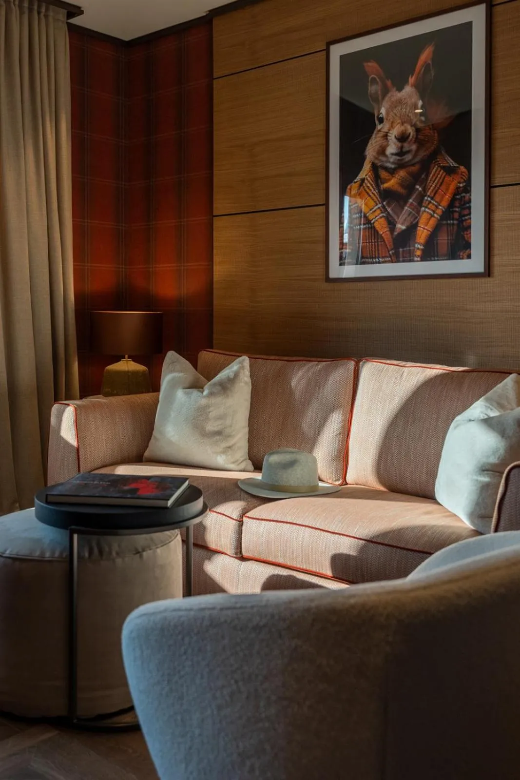 Seating area in Eight Cortina