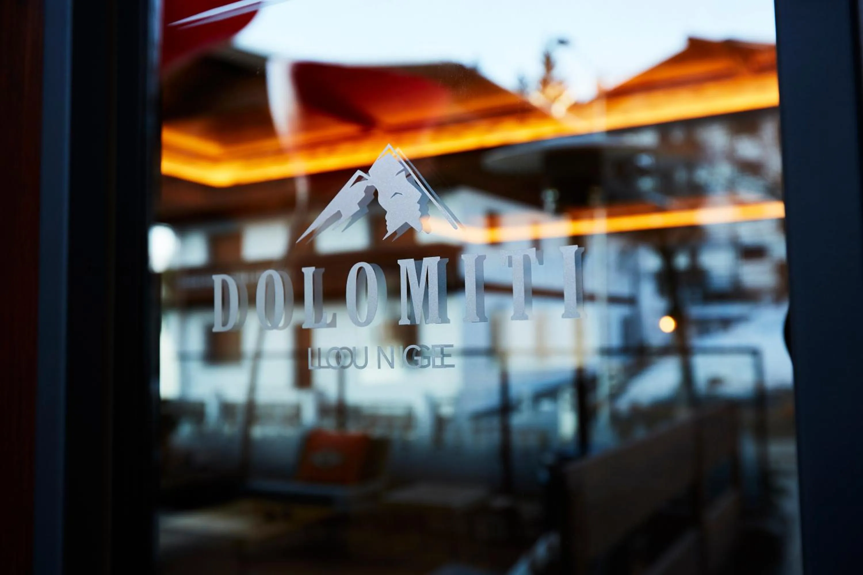 Restaurant/places to eat in Hotel Europa