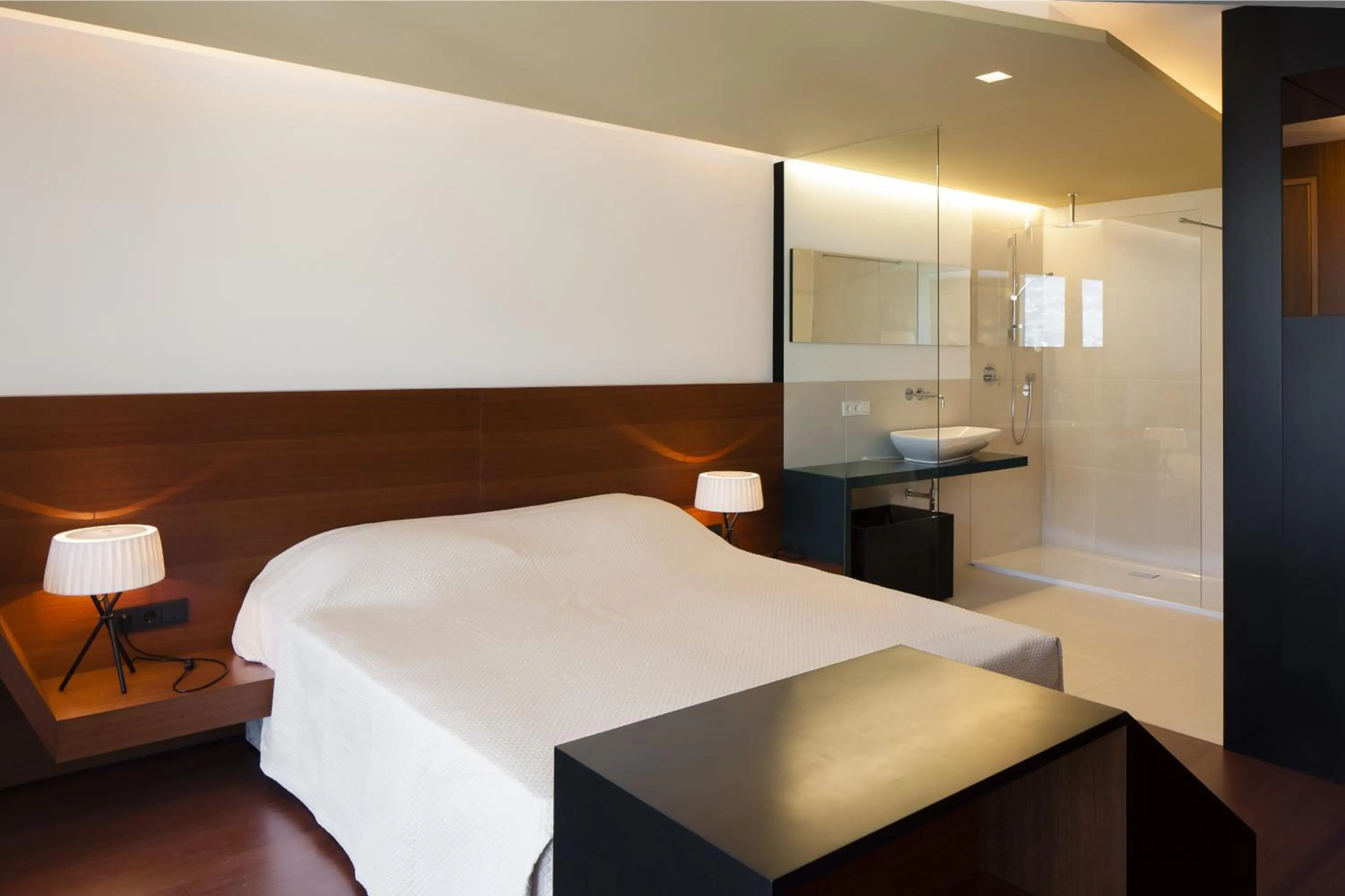 Shower, Bed in Parkhotel Marlena - Adults Only