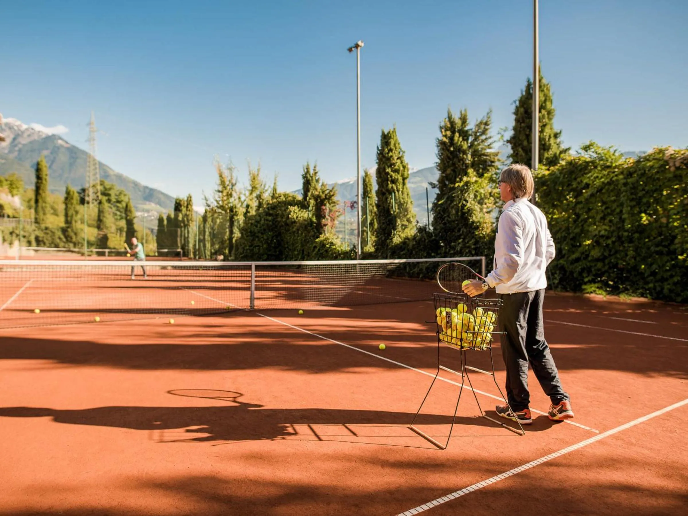 Tennis court in Parkhotel Marlena - Adults Only