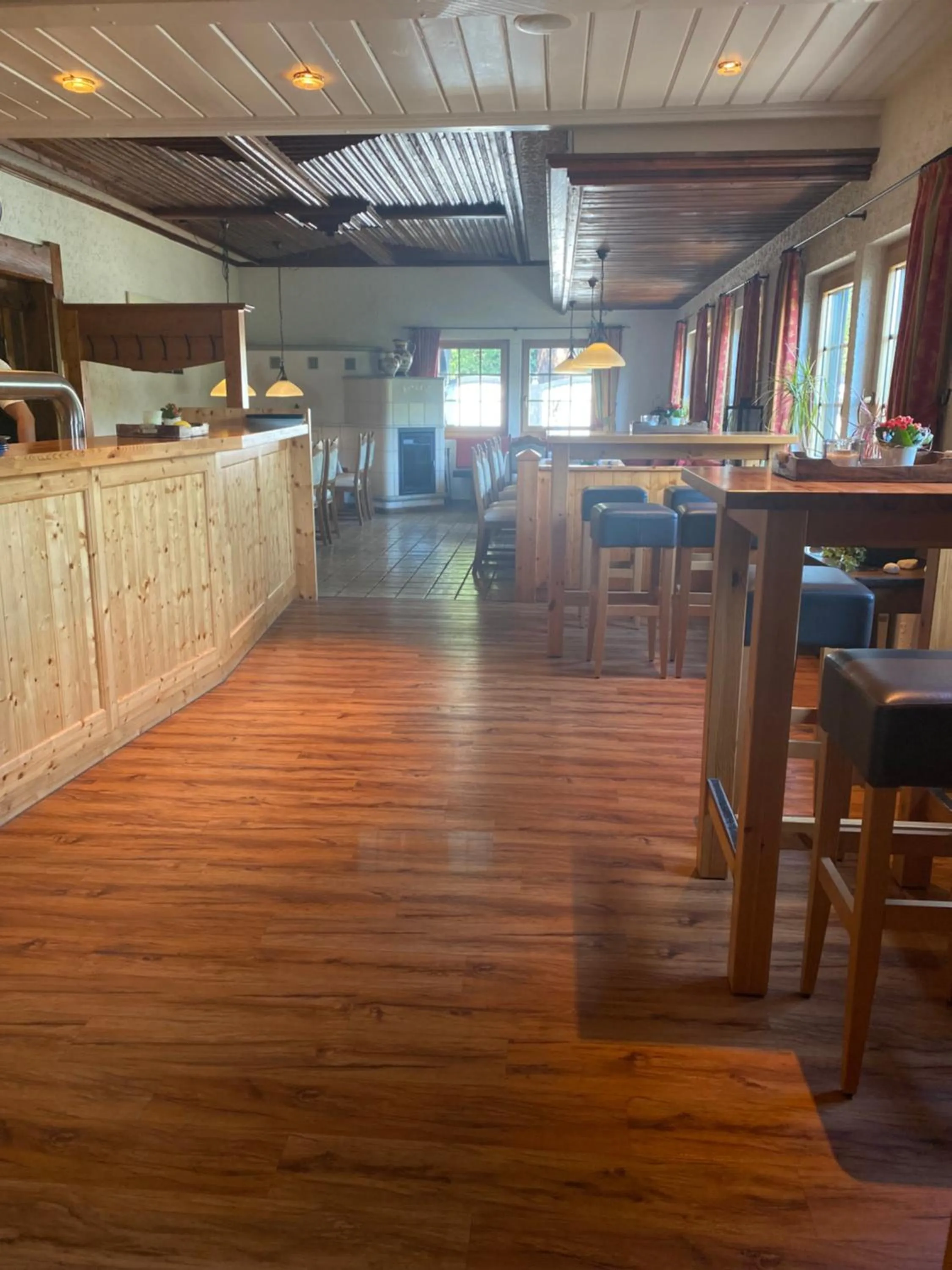 Property building in Motel Domblick