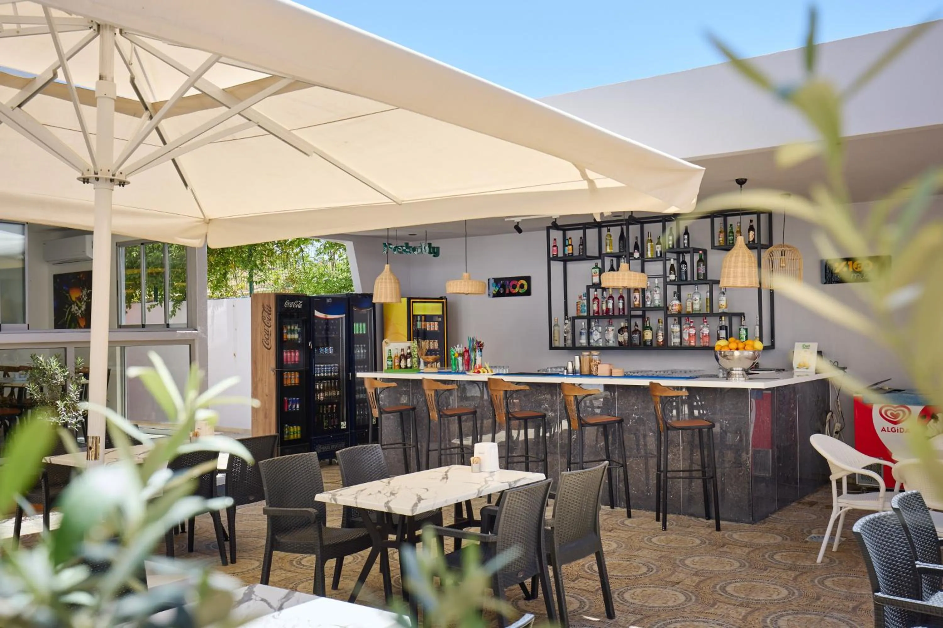 Lounge or bar in A Hotel Side