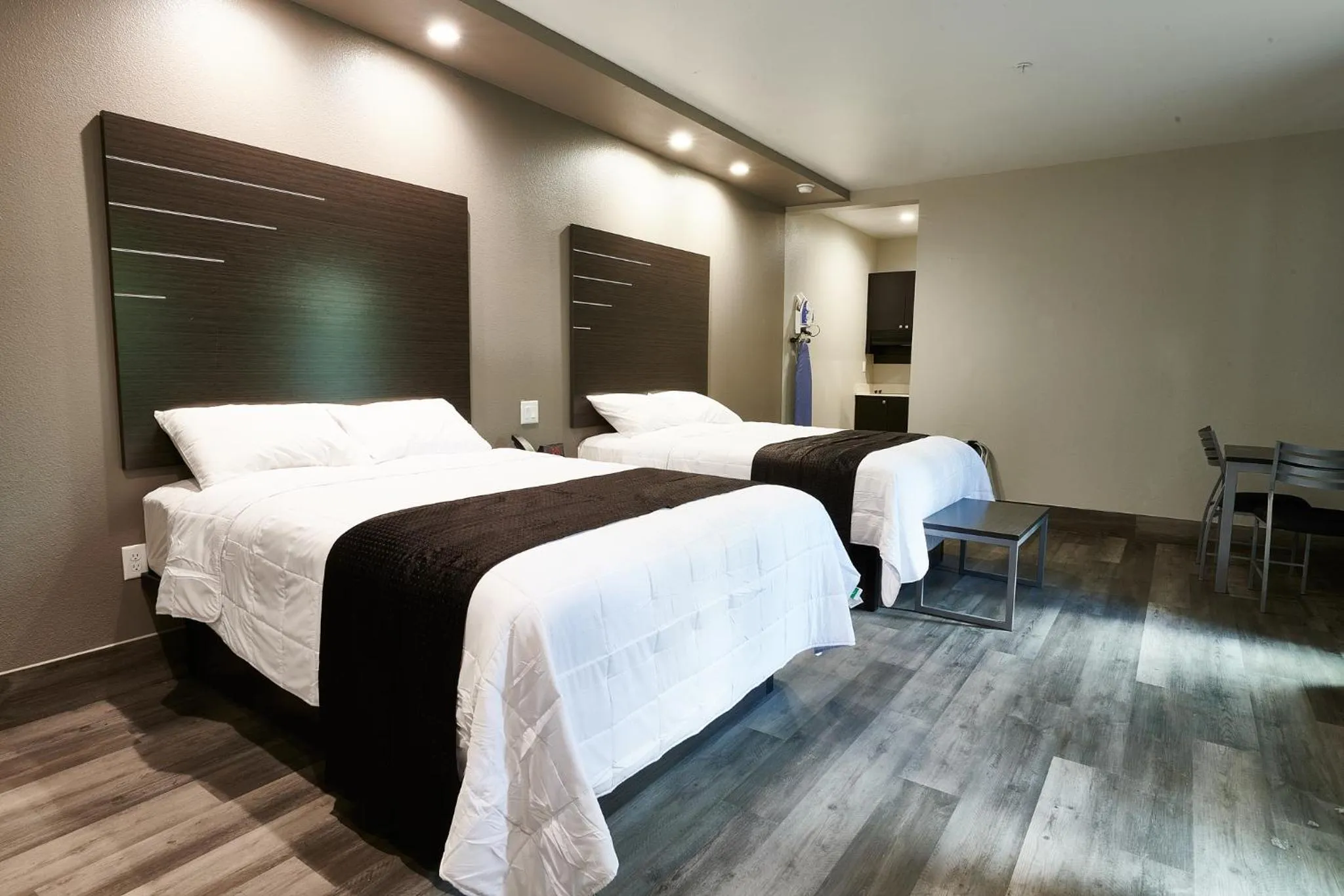 Bedroom in Crystal Inn