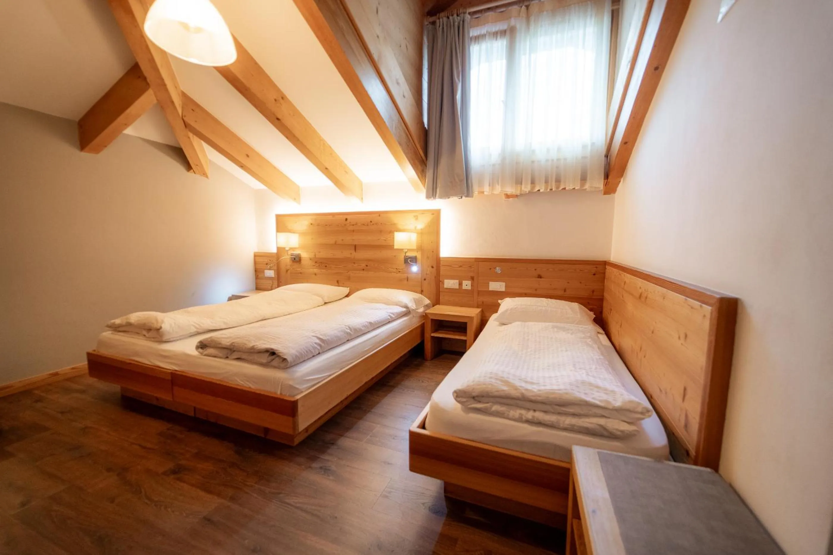 Bed in Hotel Garni Arnica ***S