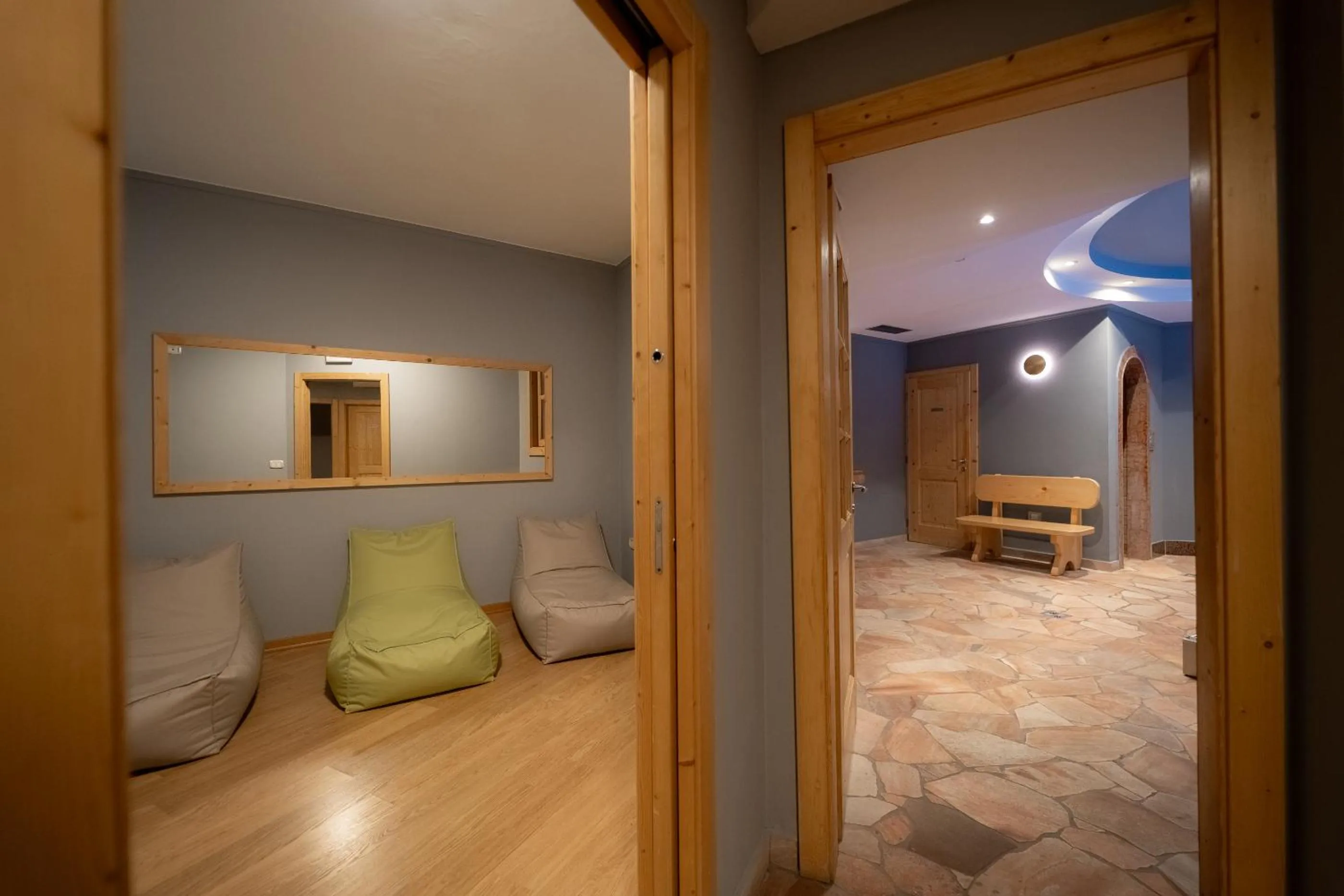 Spa and wellness centre/facilities in Hotel Garni Arnica ***S