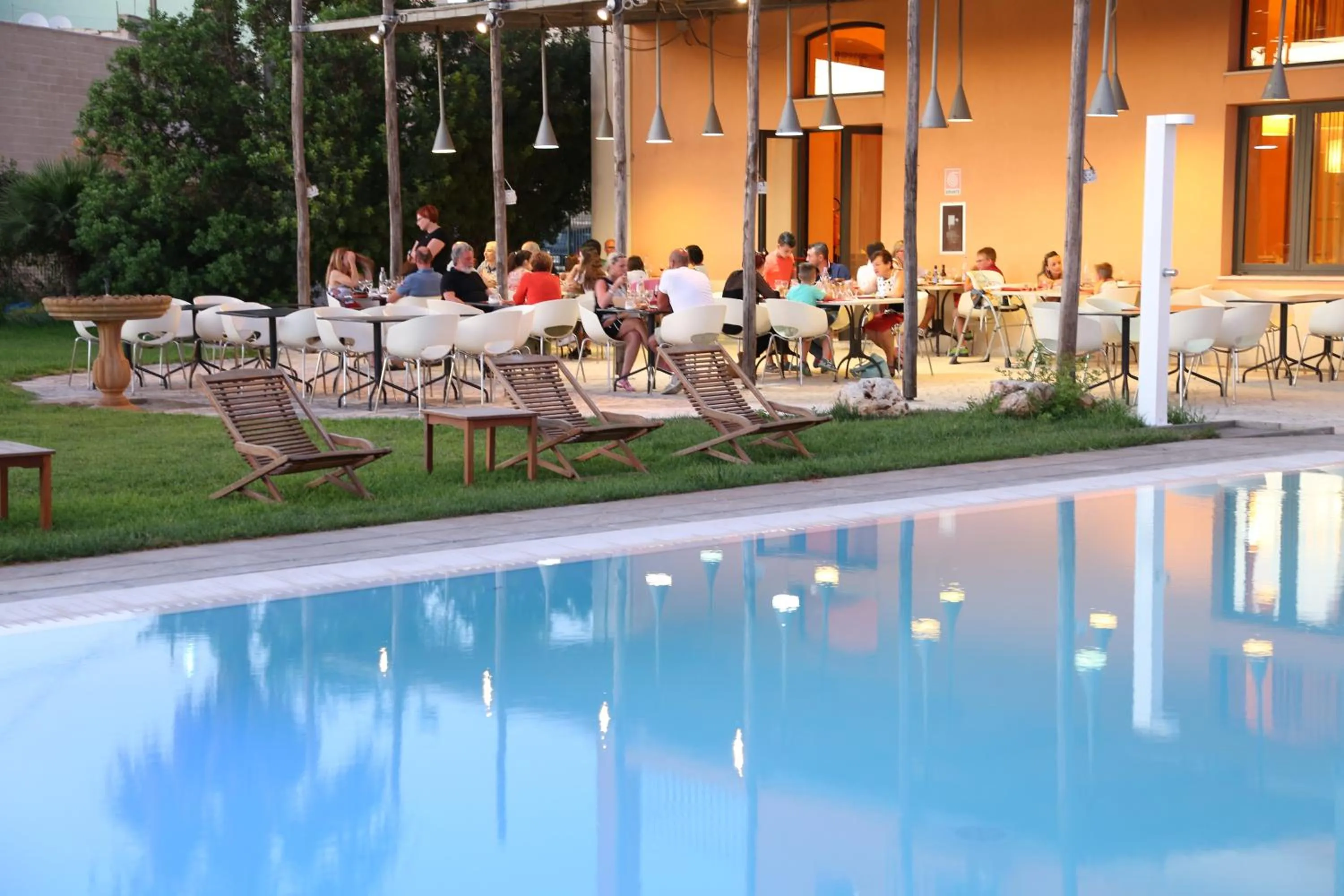 Restaurant/places to eat in Il Tabacchificio Hotel