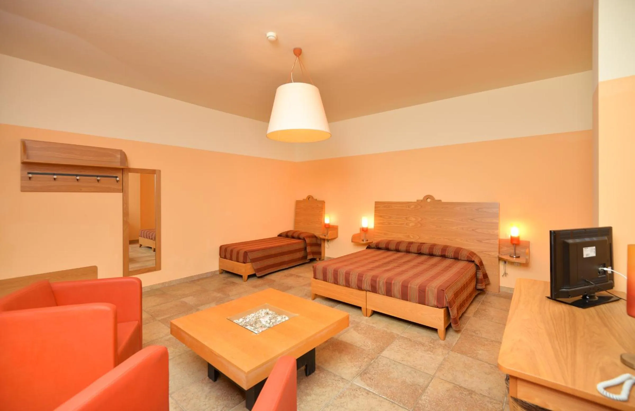 TV and multimedia in Il Tabacchificio Hotel