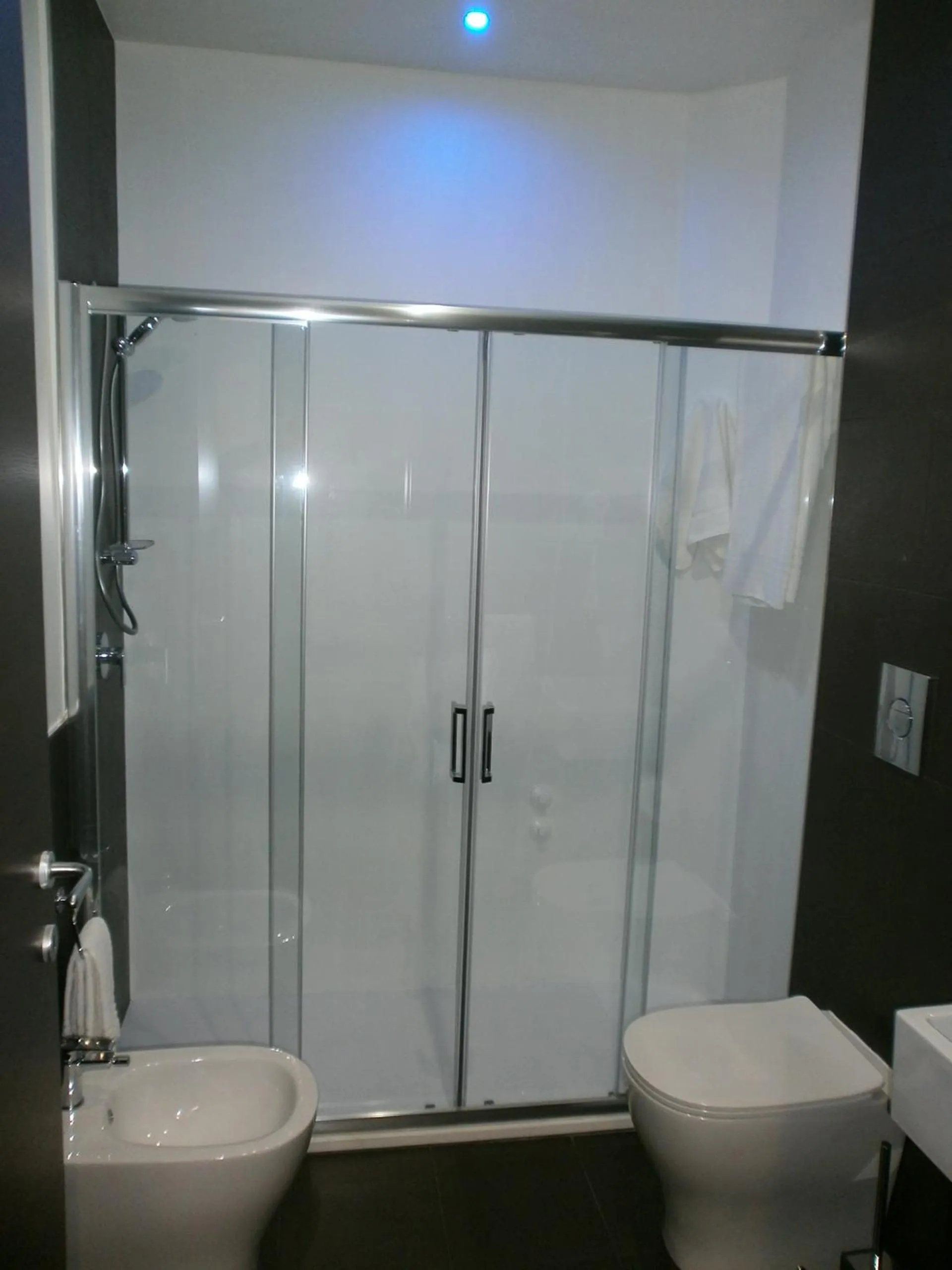 Bathroom in Hotel Ristorante Borgo Antico