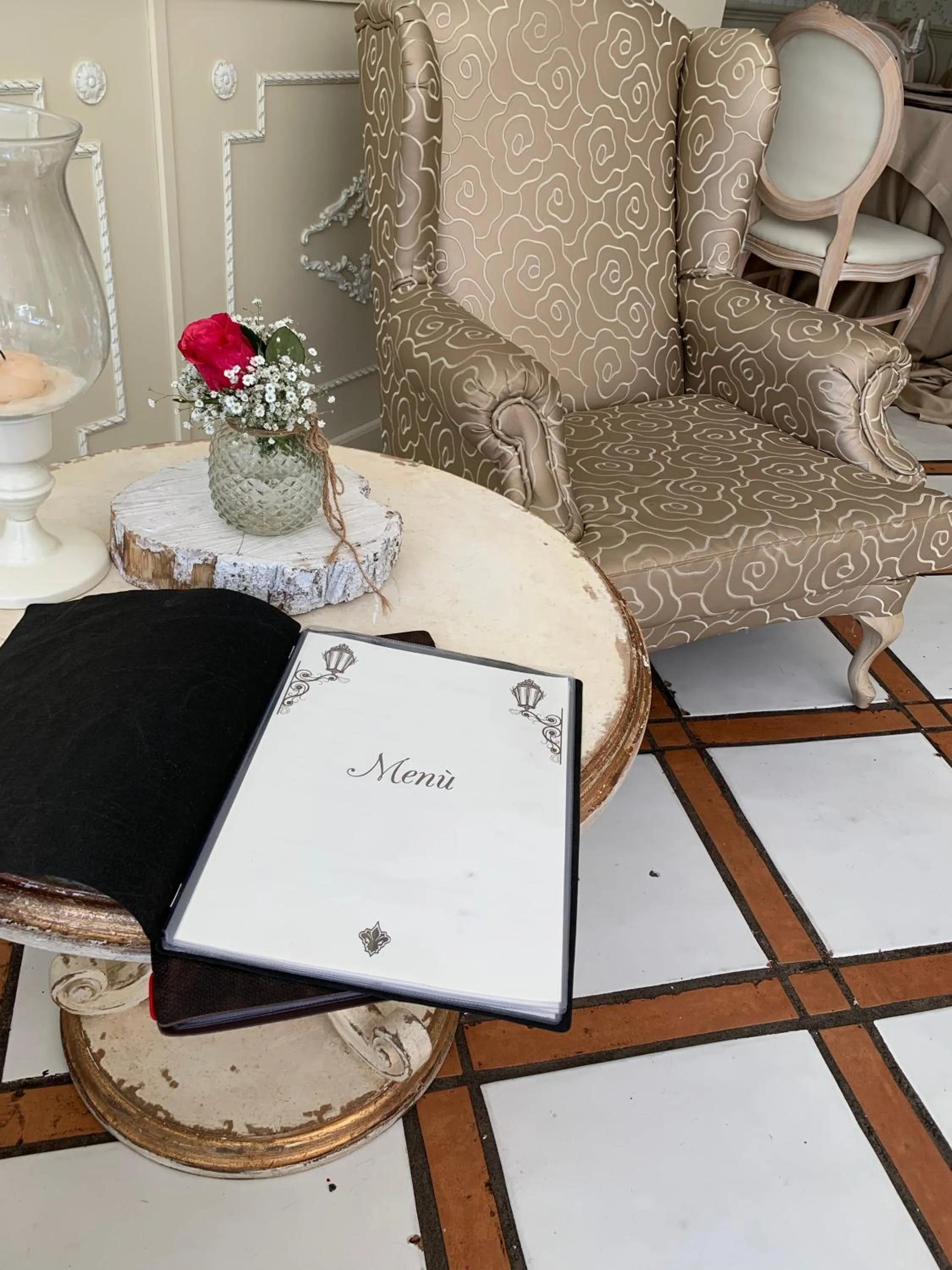 Living room in Hotel Ristorante Borgo Antico