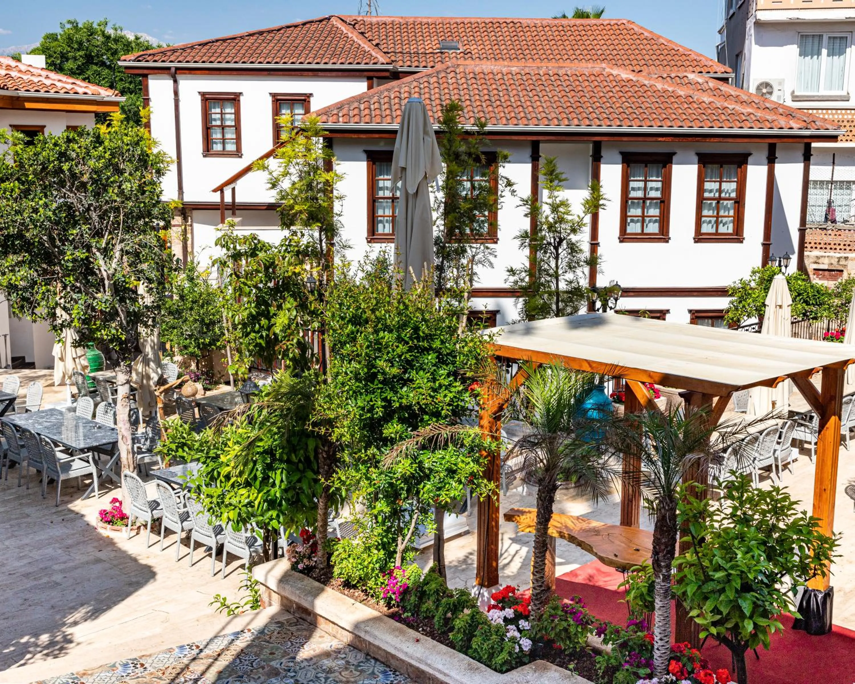 Garden in WOO Town Suites