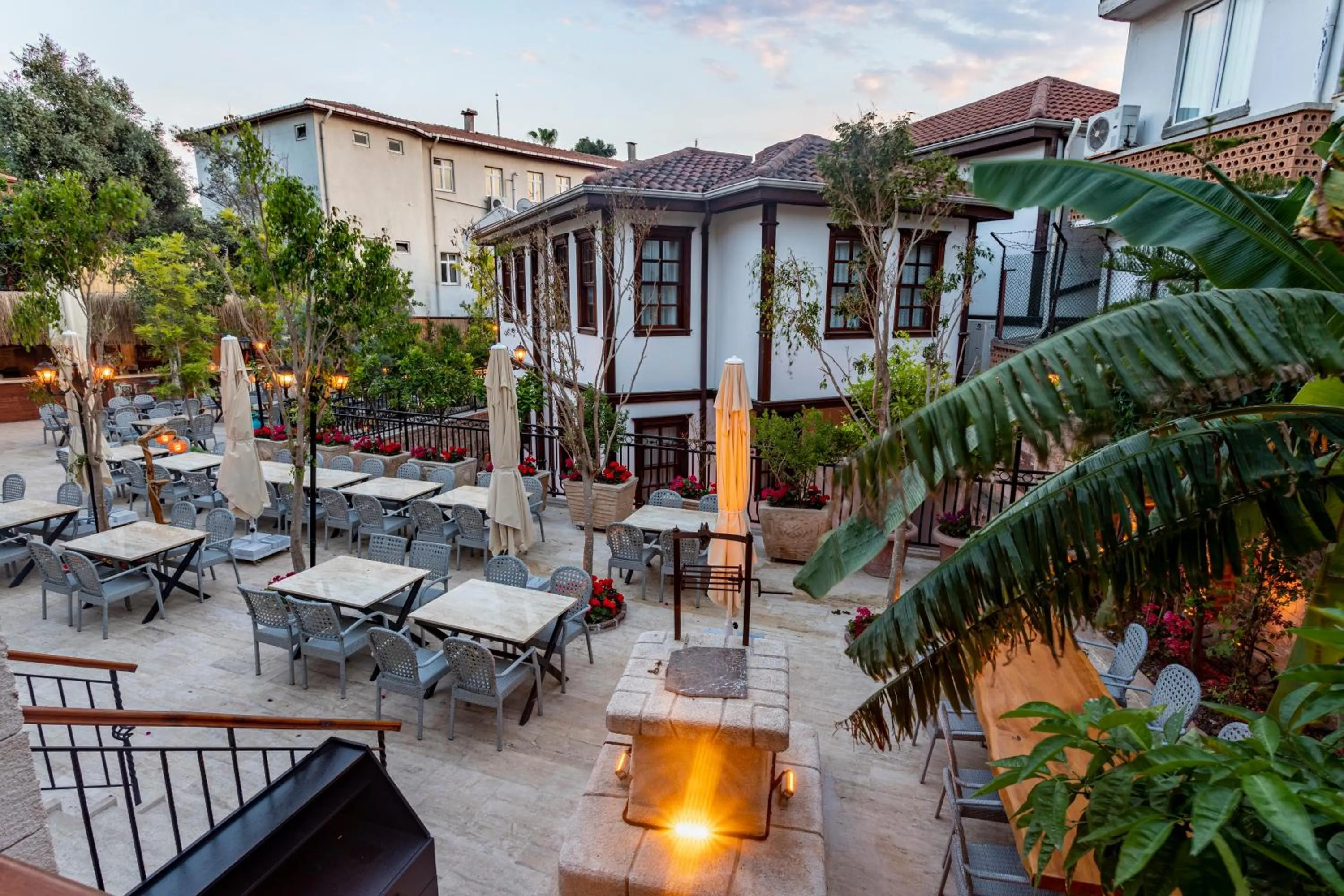 Property building in WOO Town Suites