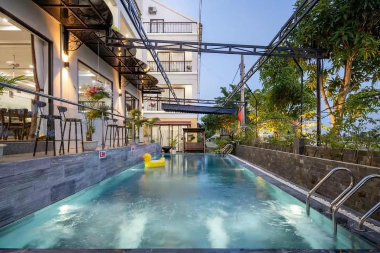 1 Stop ViVi An Bang Beach Hoi An Hotel