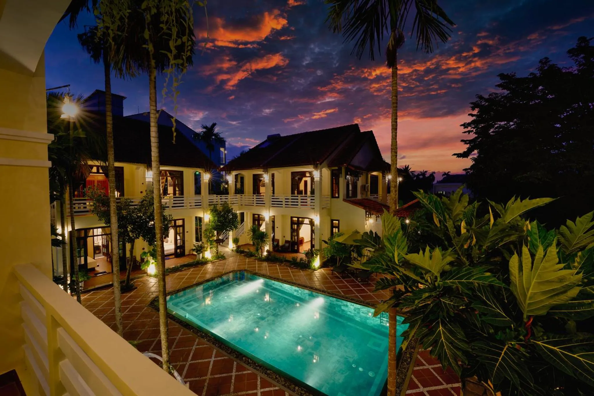 Night in The Muse House