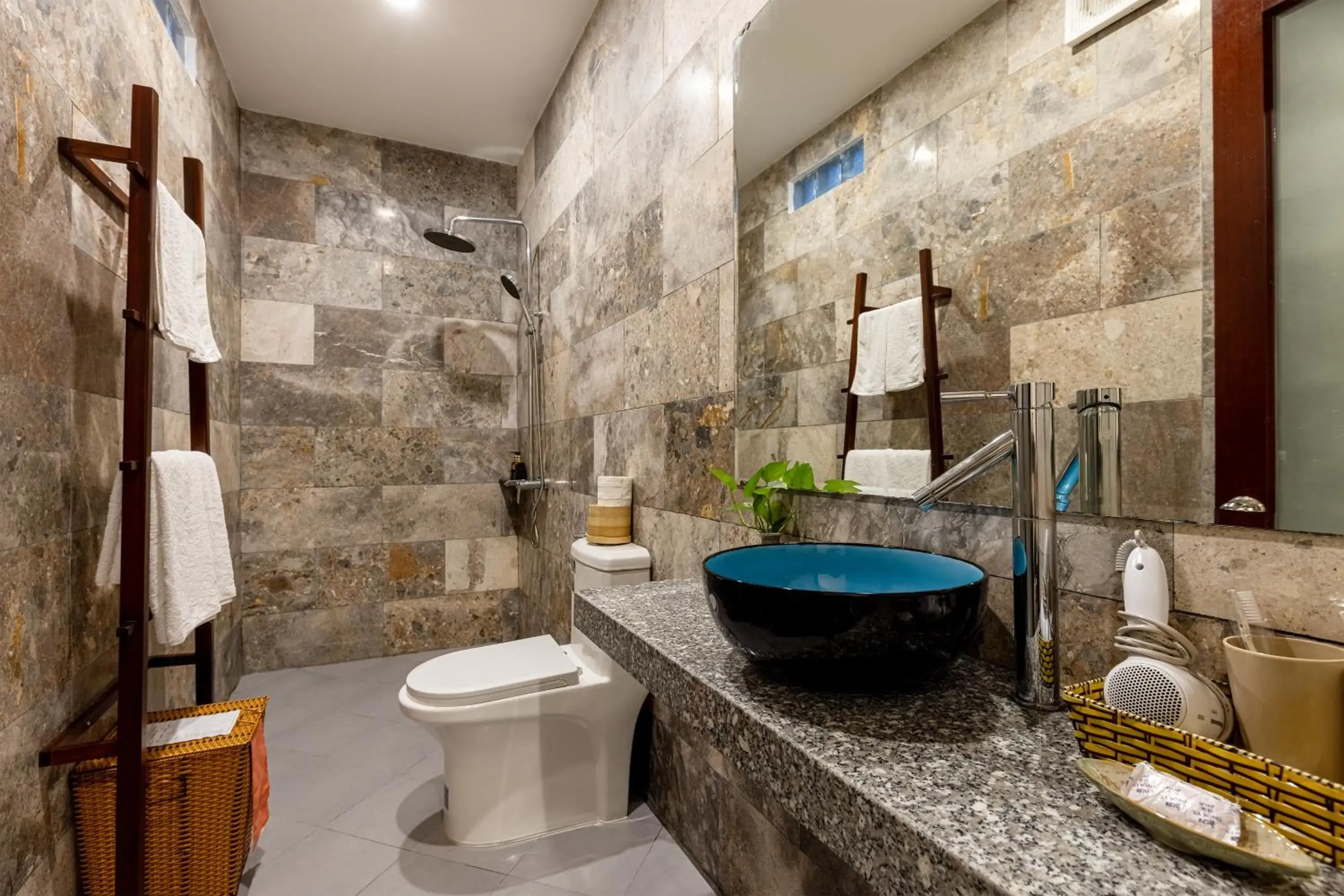 Double Room with Balcony in The Muse House Double Room with Balcony in The Muse House