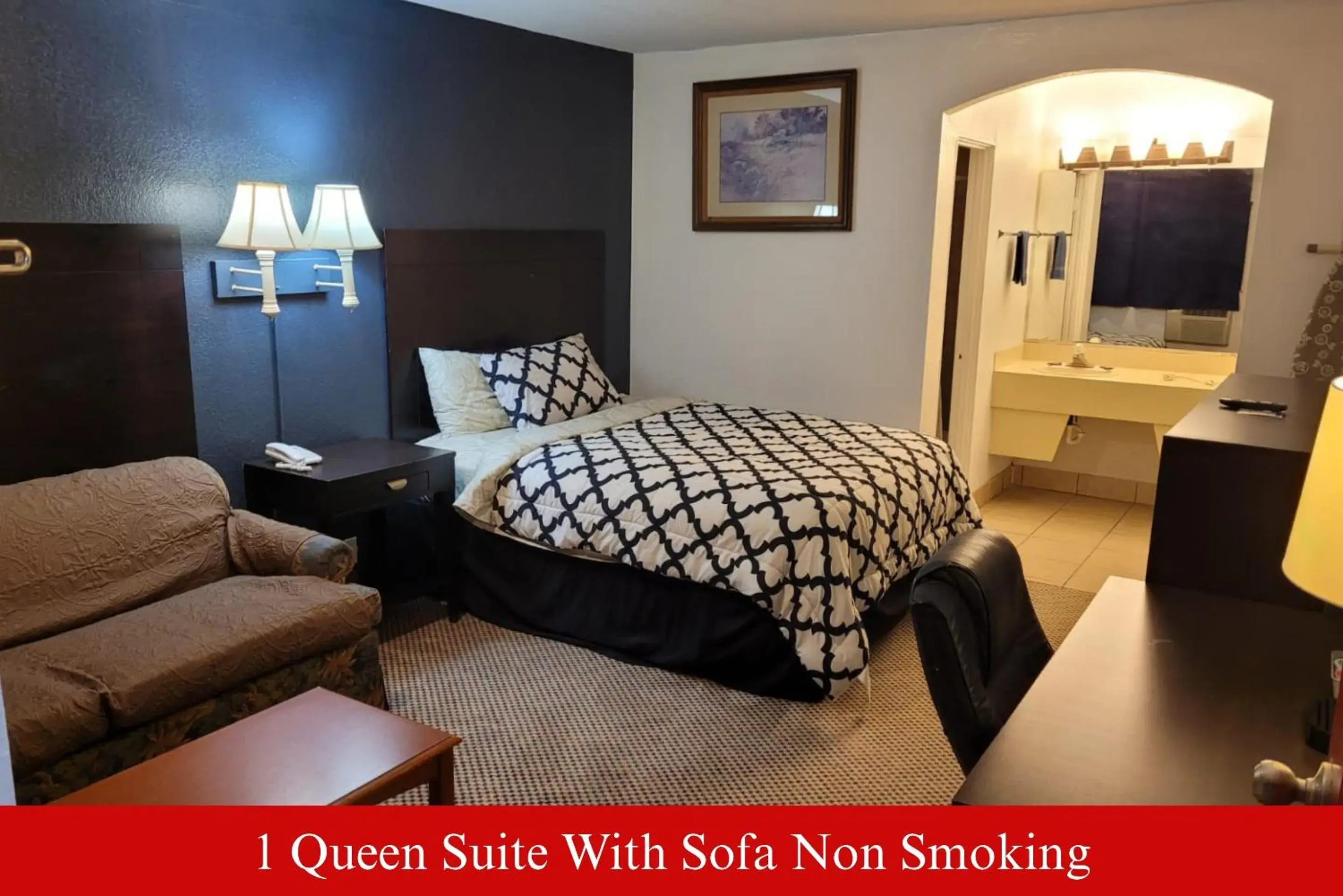 Standard Queen Room in Coratel Inn & Suites by Jasper Hutchinson Standard Queen Room in Coratel Inn & Suites by Jasper Hutchinson