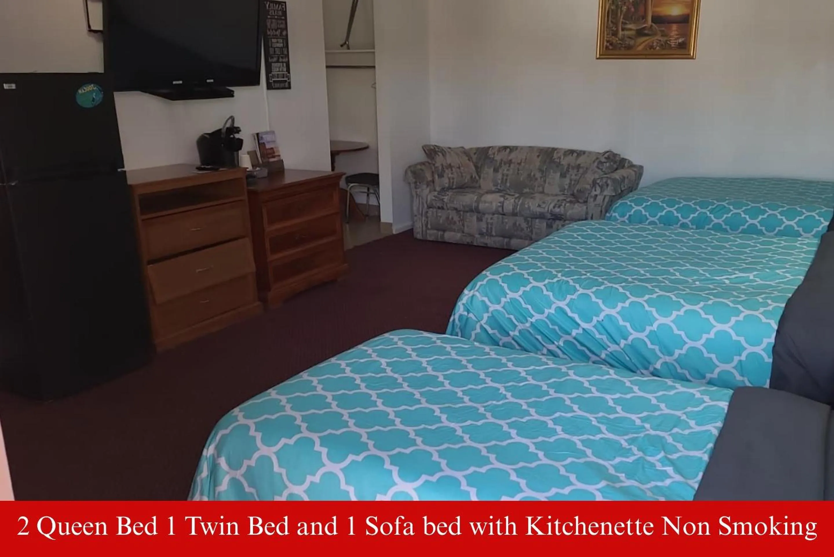 Bedroom, Bed in Coratel Inn & Suites by Jasper Hutchinson