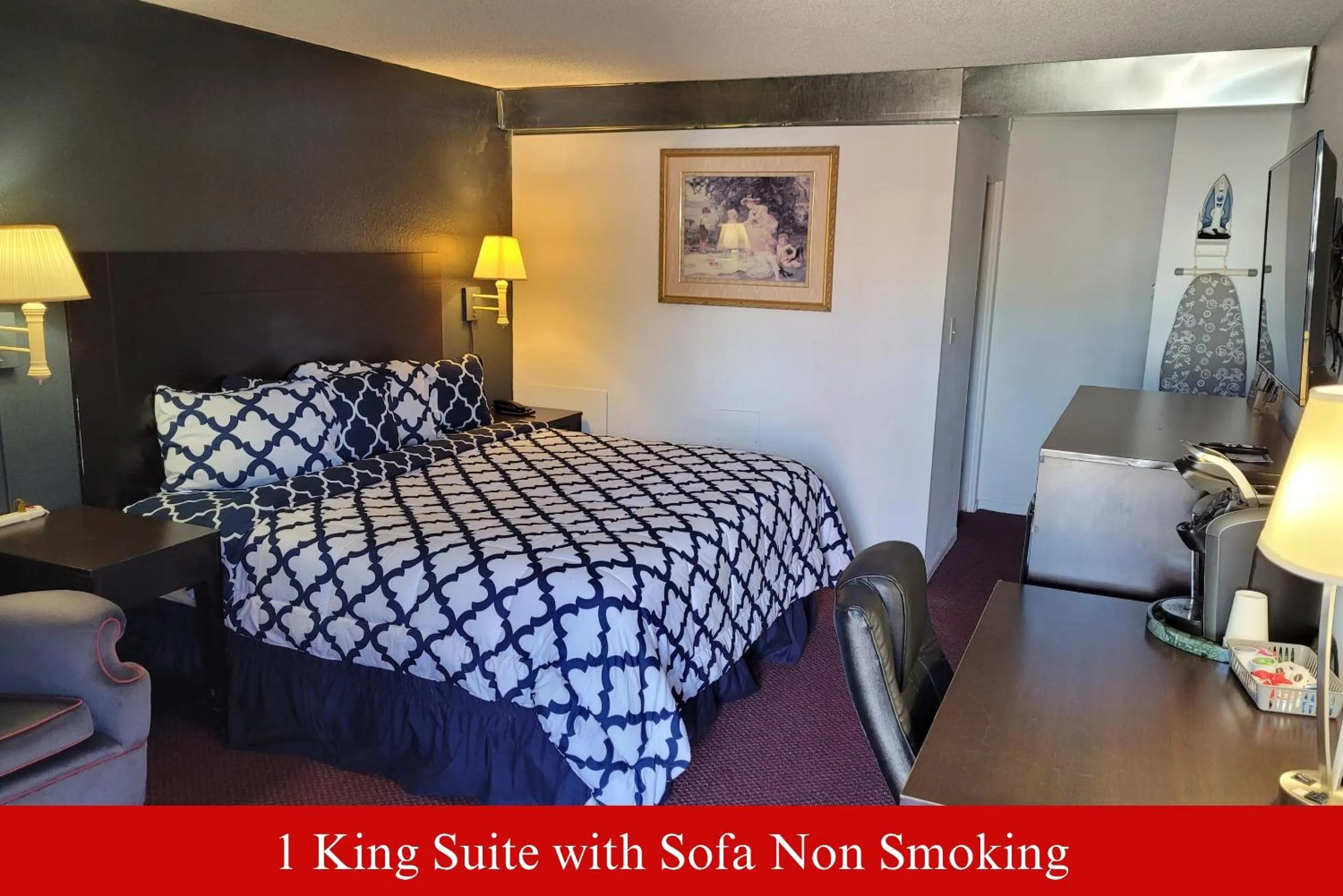 Photo of the whole room, Bed in Coratel Inn & Suites by Jasper Hutchinson