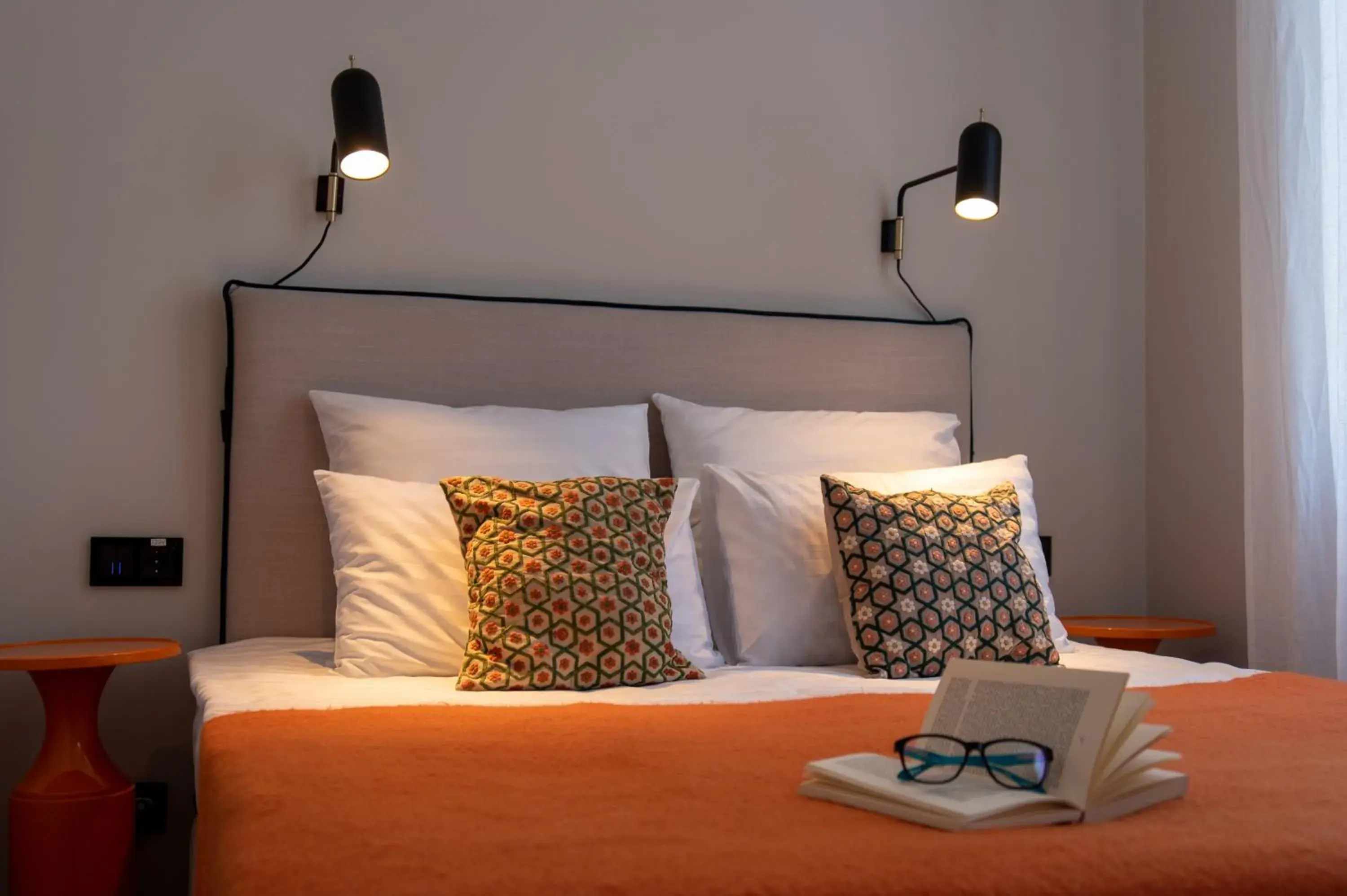 Queen Room - single occupancy in Hotel Jipek Joli Queen Room - single occupancy in Hotel Jipek Joli