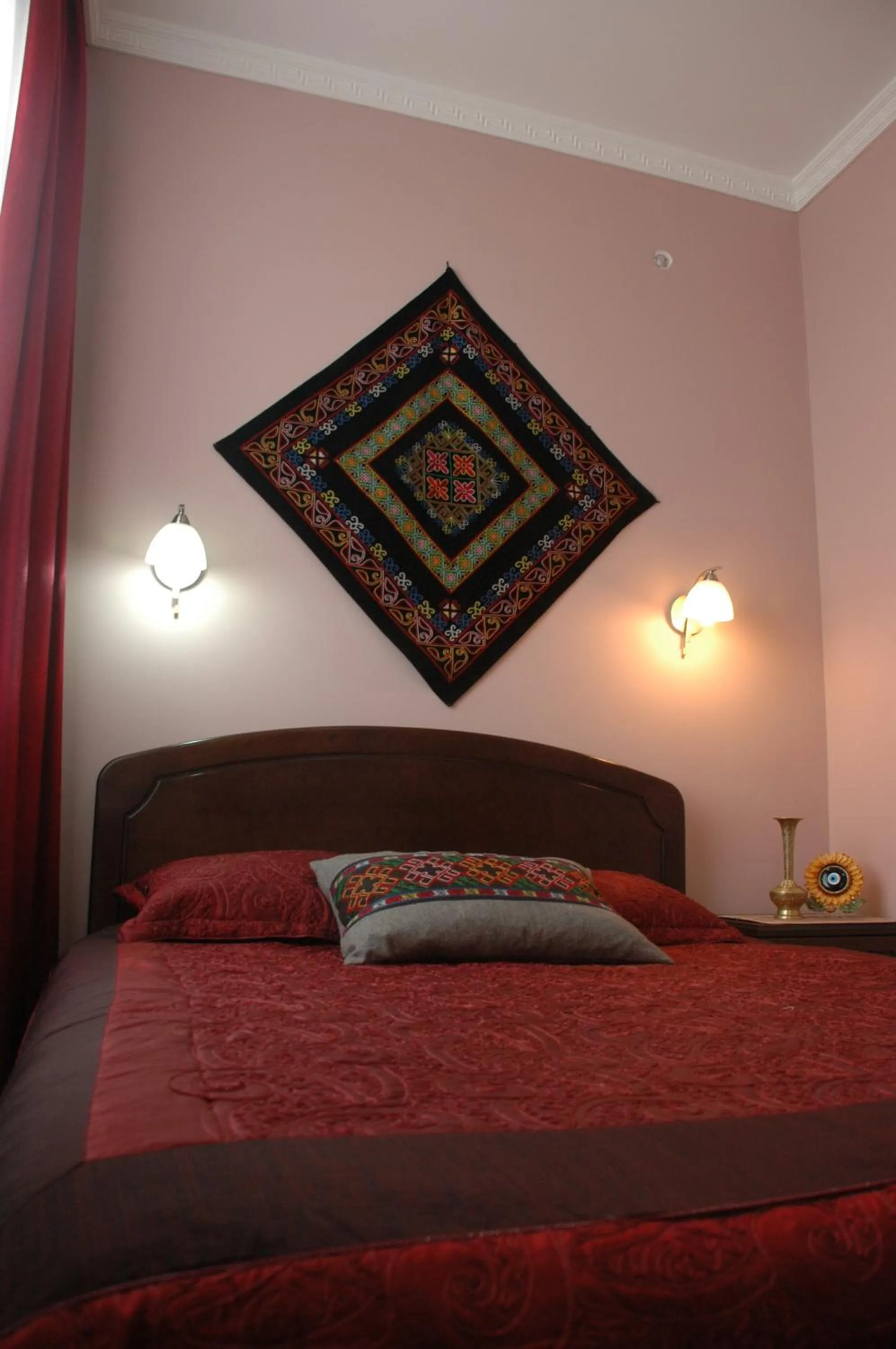 Photo of the whole room, Bed in Hotel Jipek Joli