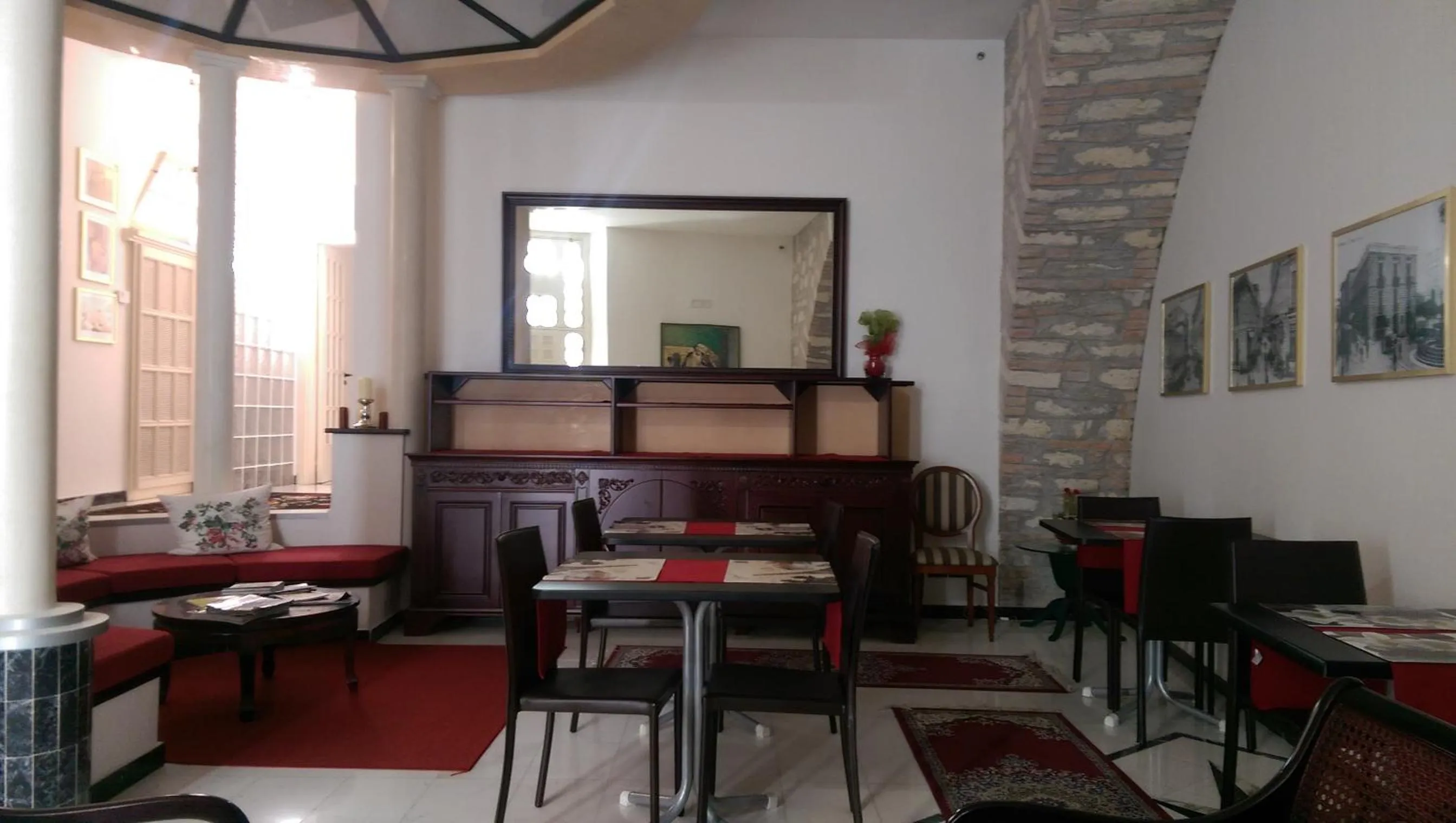 Lounge or bar in B&B Porta di Mare