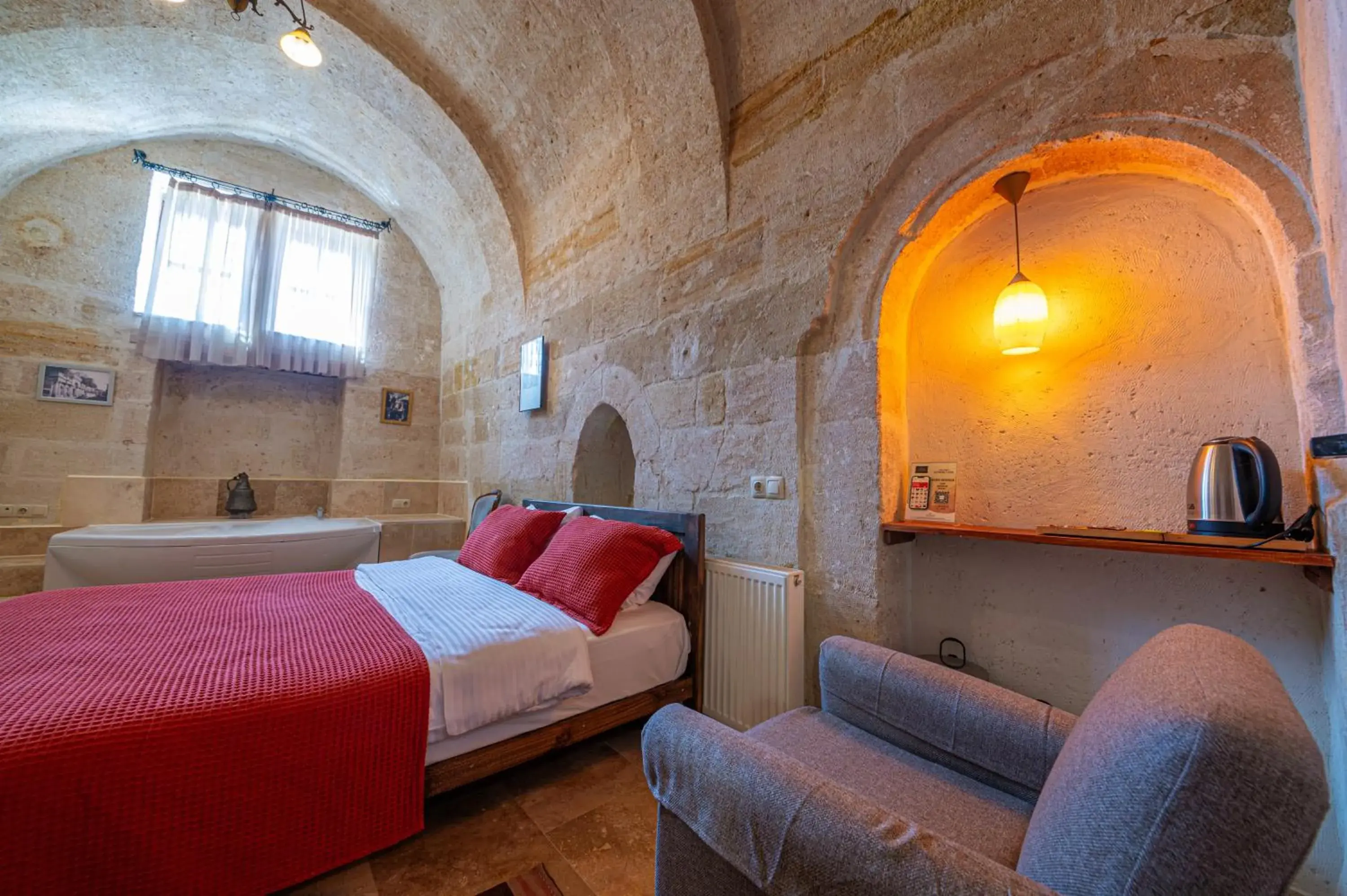 Deluxe Double Room in Kapalos Cave Hotel Deluxe Double Room in Kapalos Cave Hotel