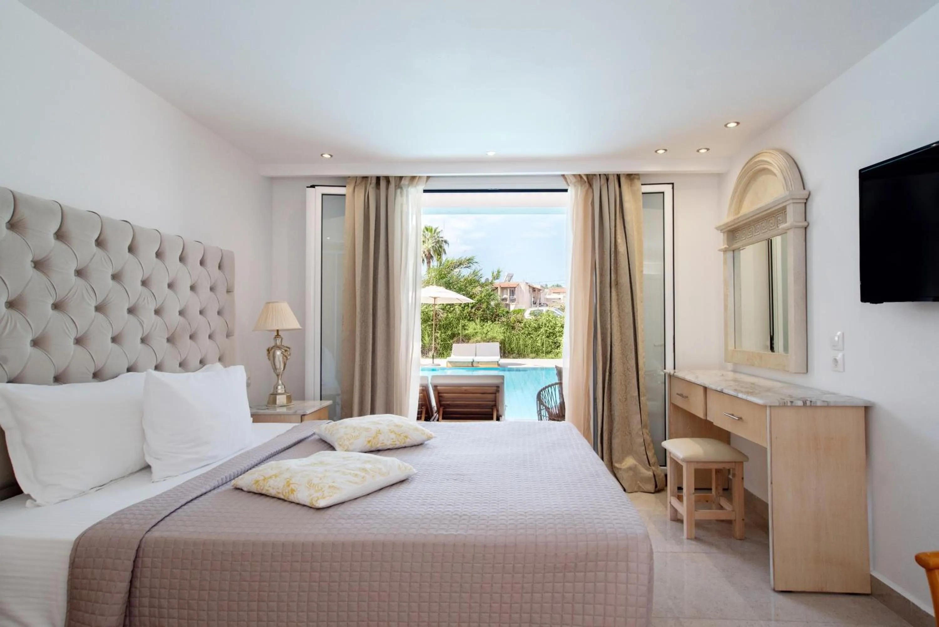 Garden view, Bed in Cavomarina Beach- Adults Only