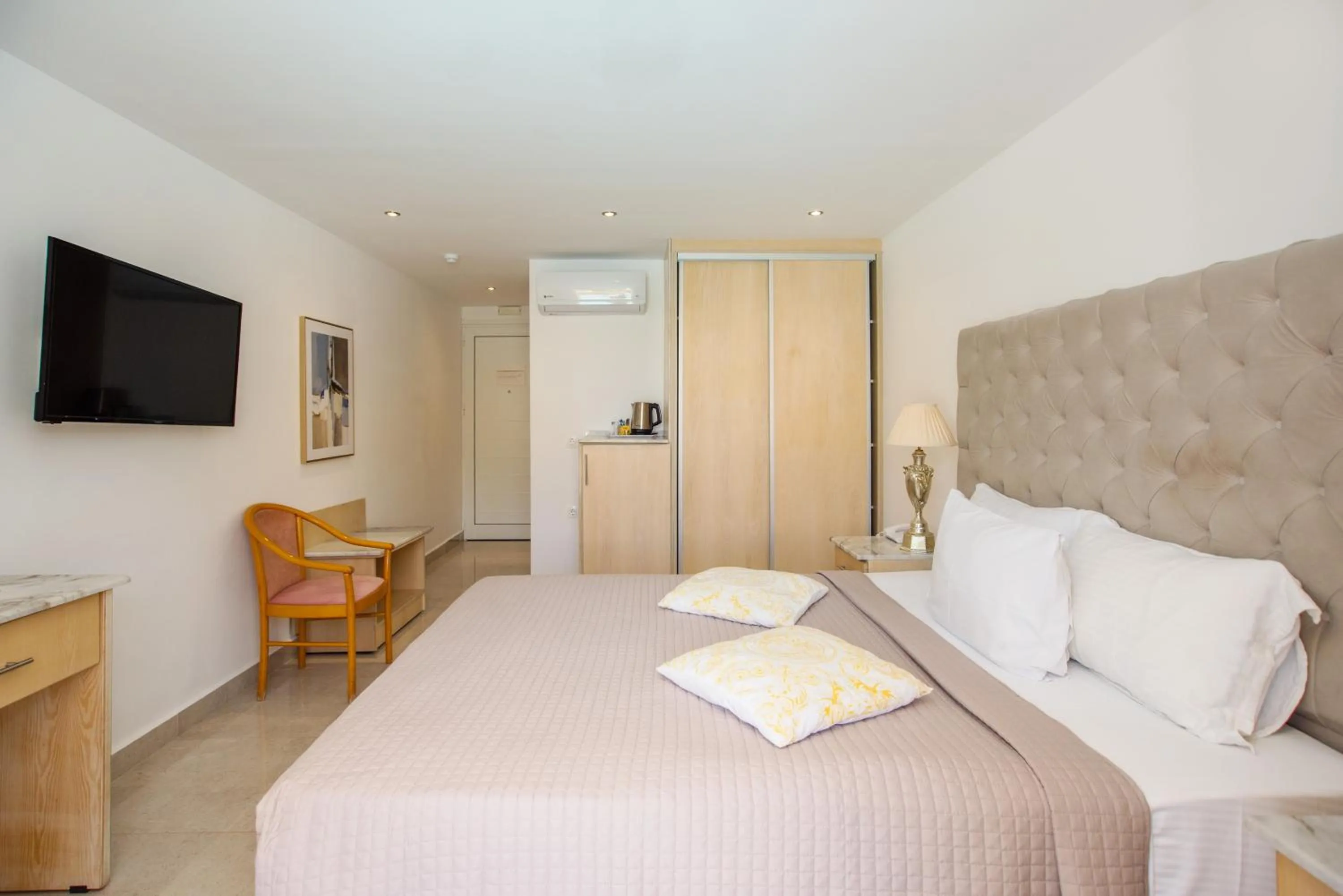 Photo of the whole room, Bed in Cavomarina Beach- Adults Only