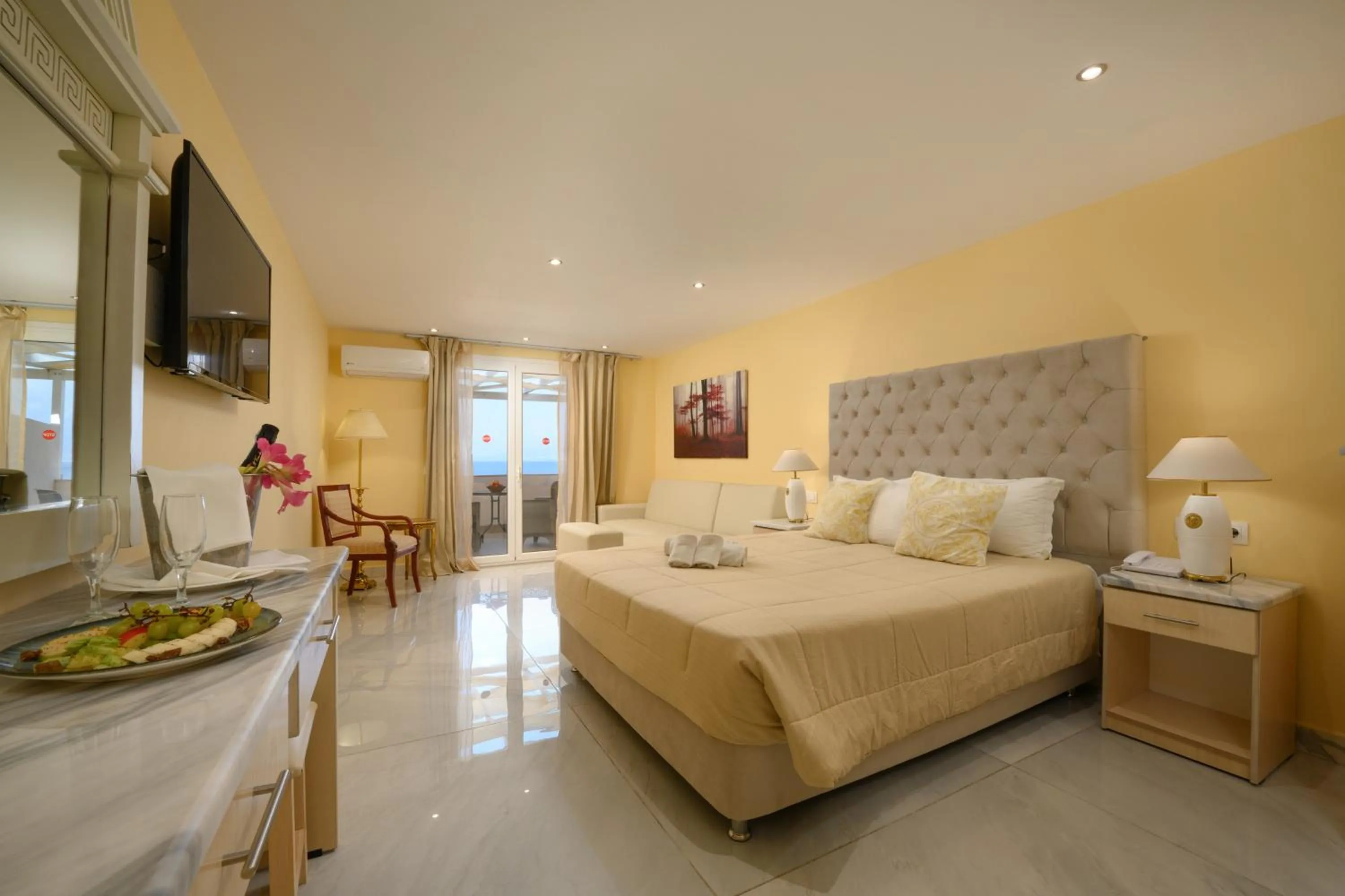 Bed in Cavomarina Beach- Adults Only