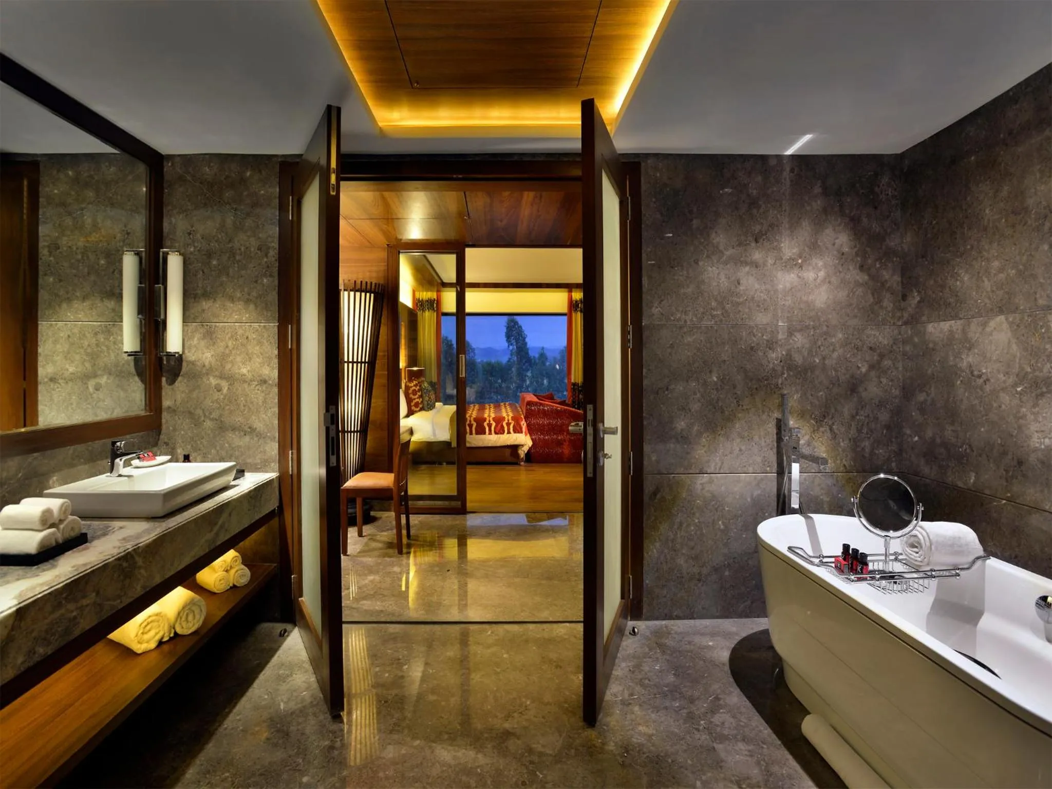 Other, Bed in The Lalit Chandigarh