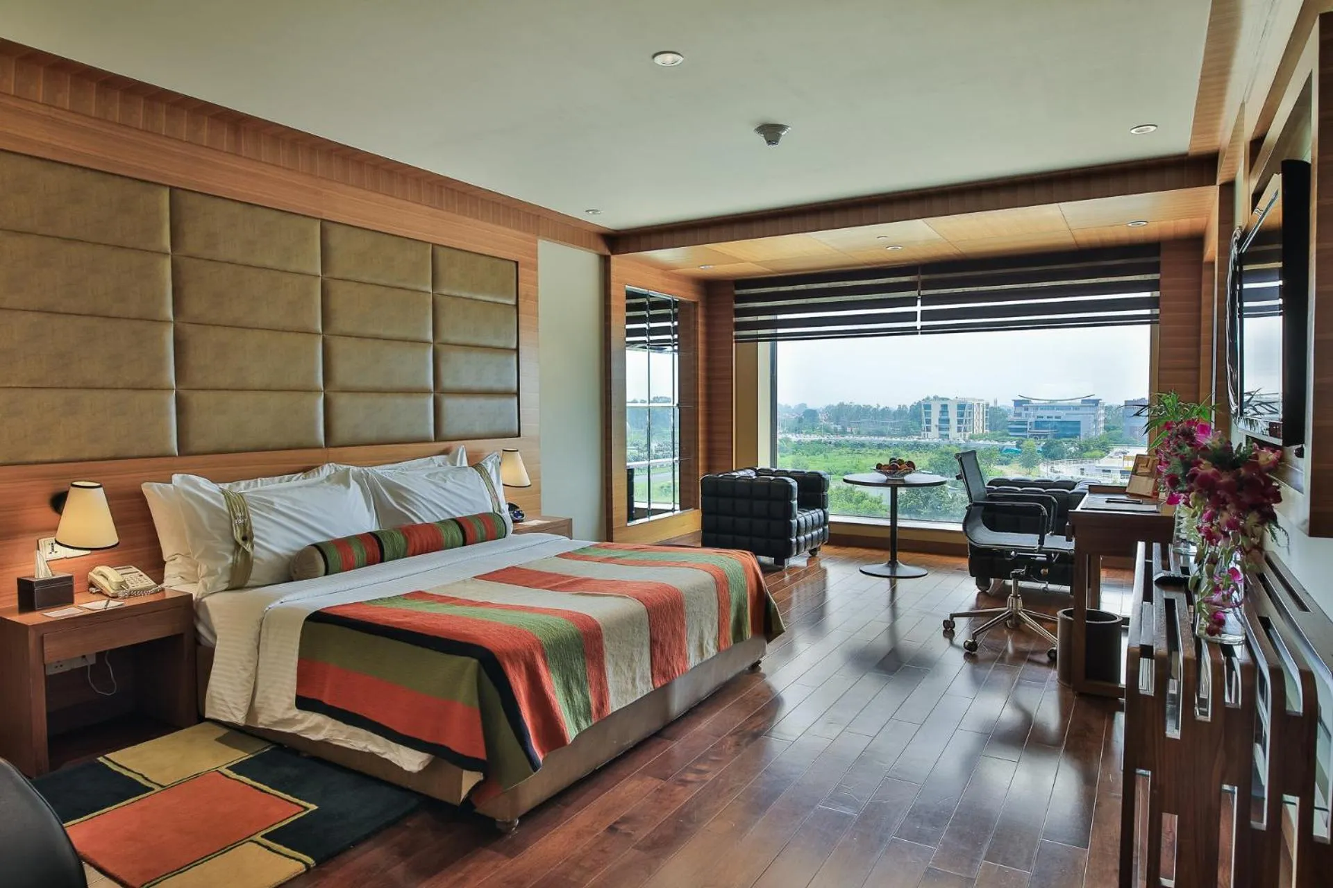 City view, Bed in The Lalit Chandigarh