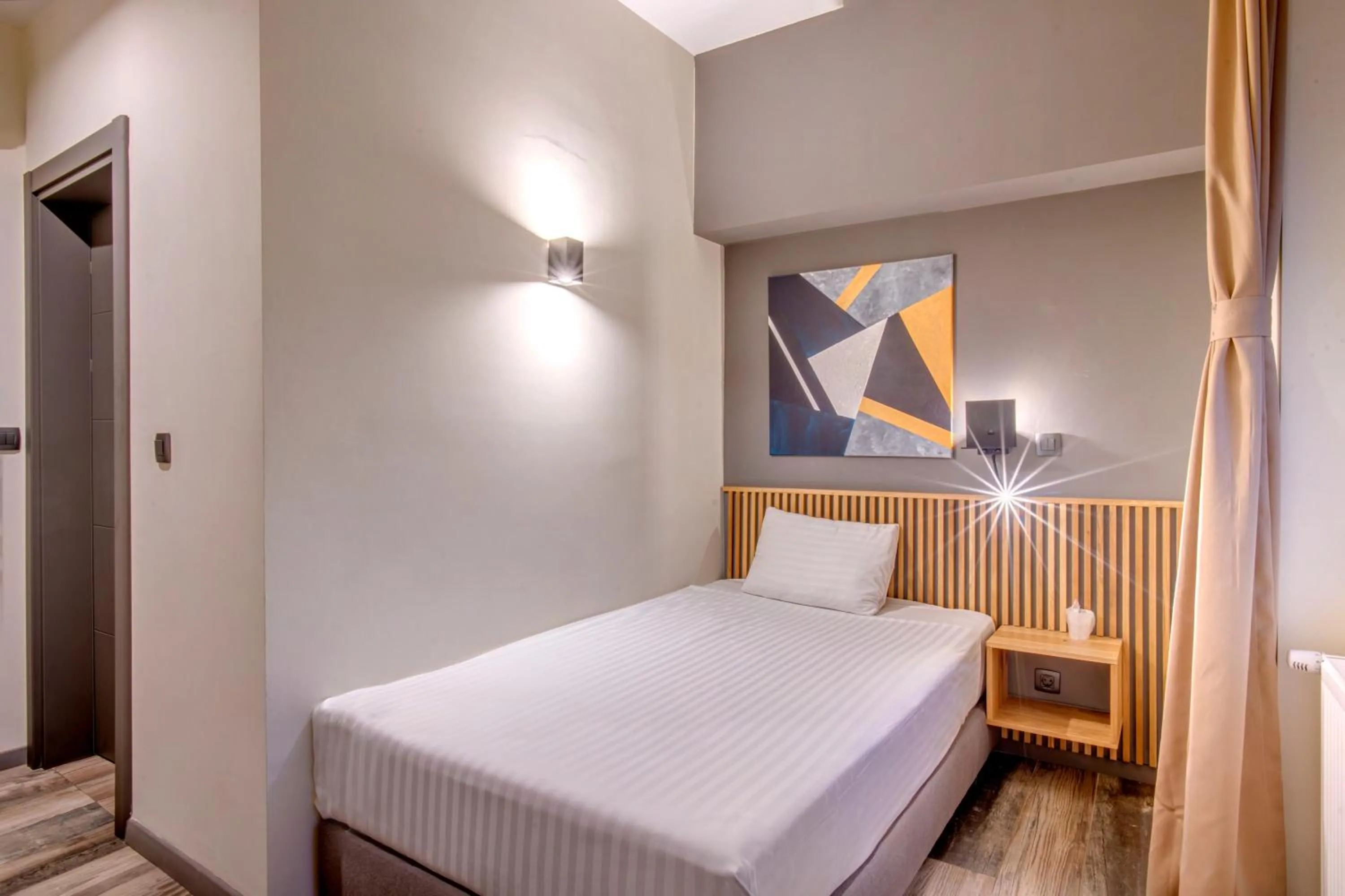 Bedroom, Bed in Hotel Forty One