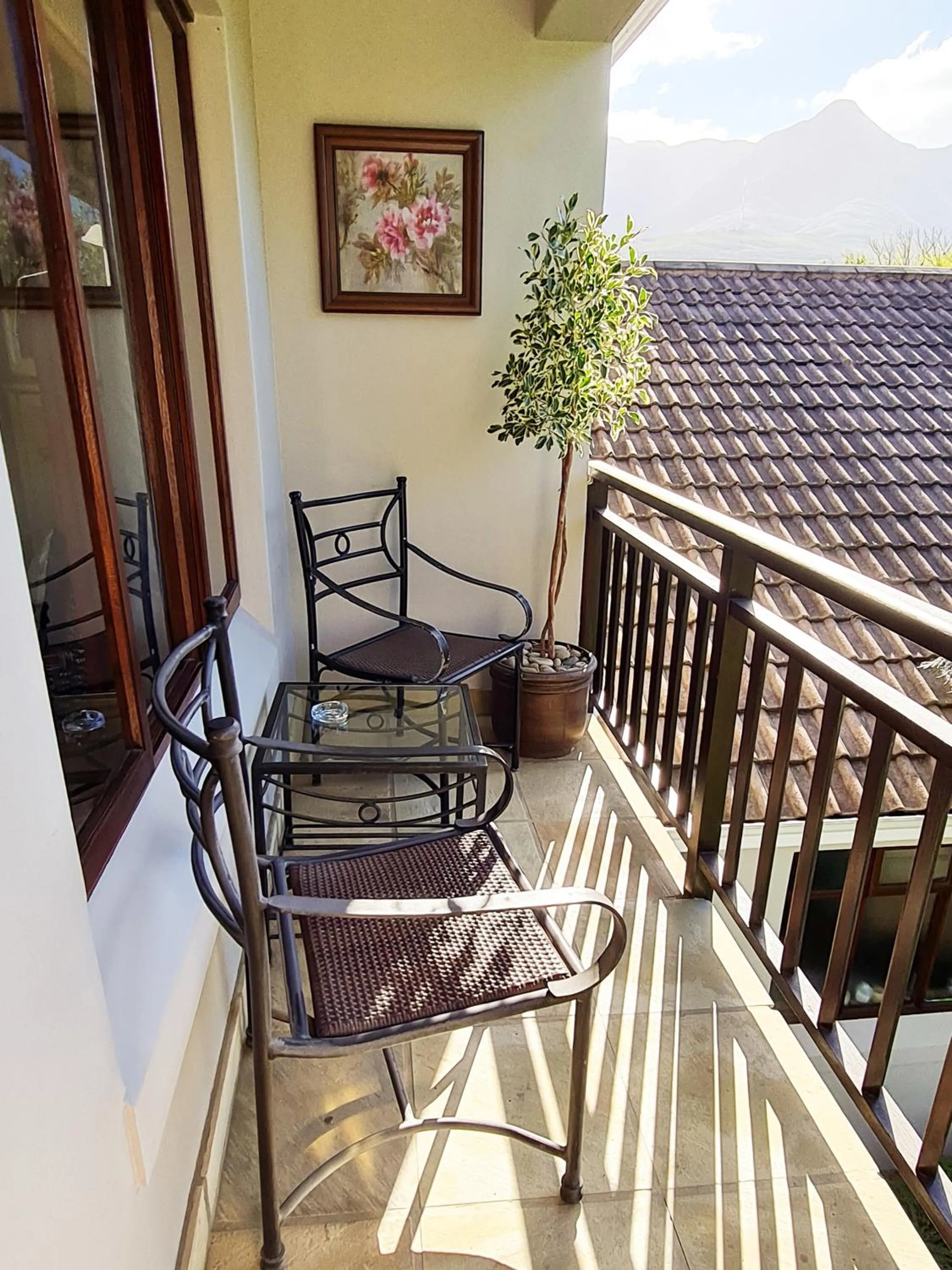 Balcony/Terrace in Cherry Berry Guest House
