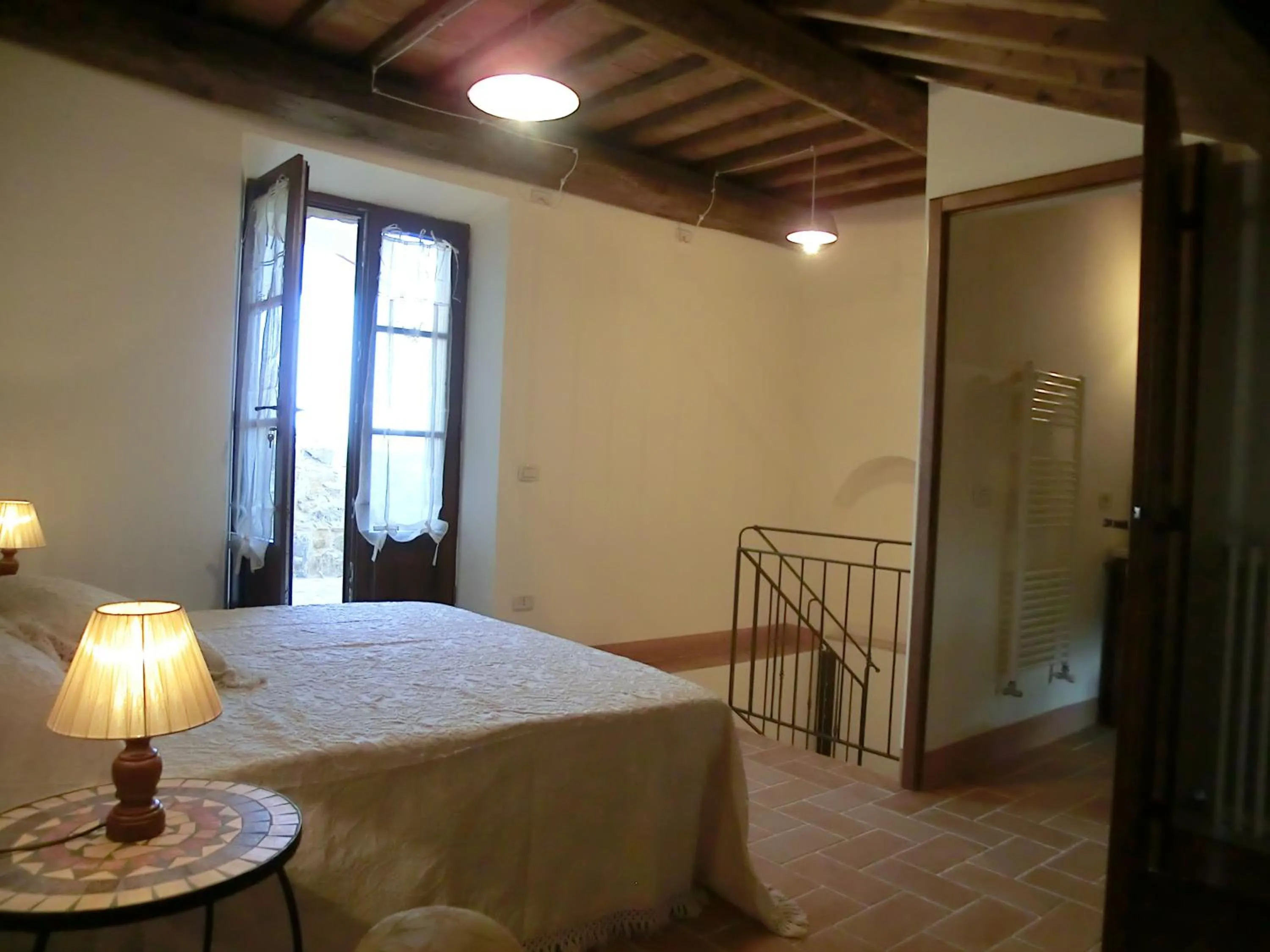Day, Bed in Castel Brunello