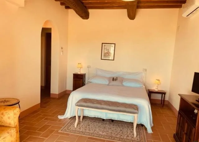 Double Room with Garden View in Castel Brunello