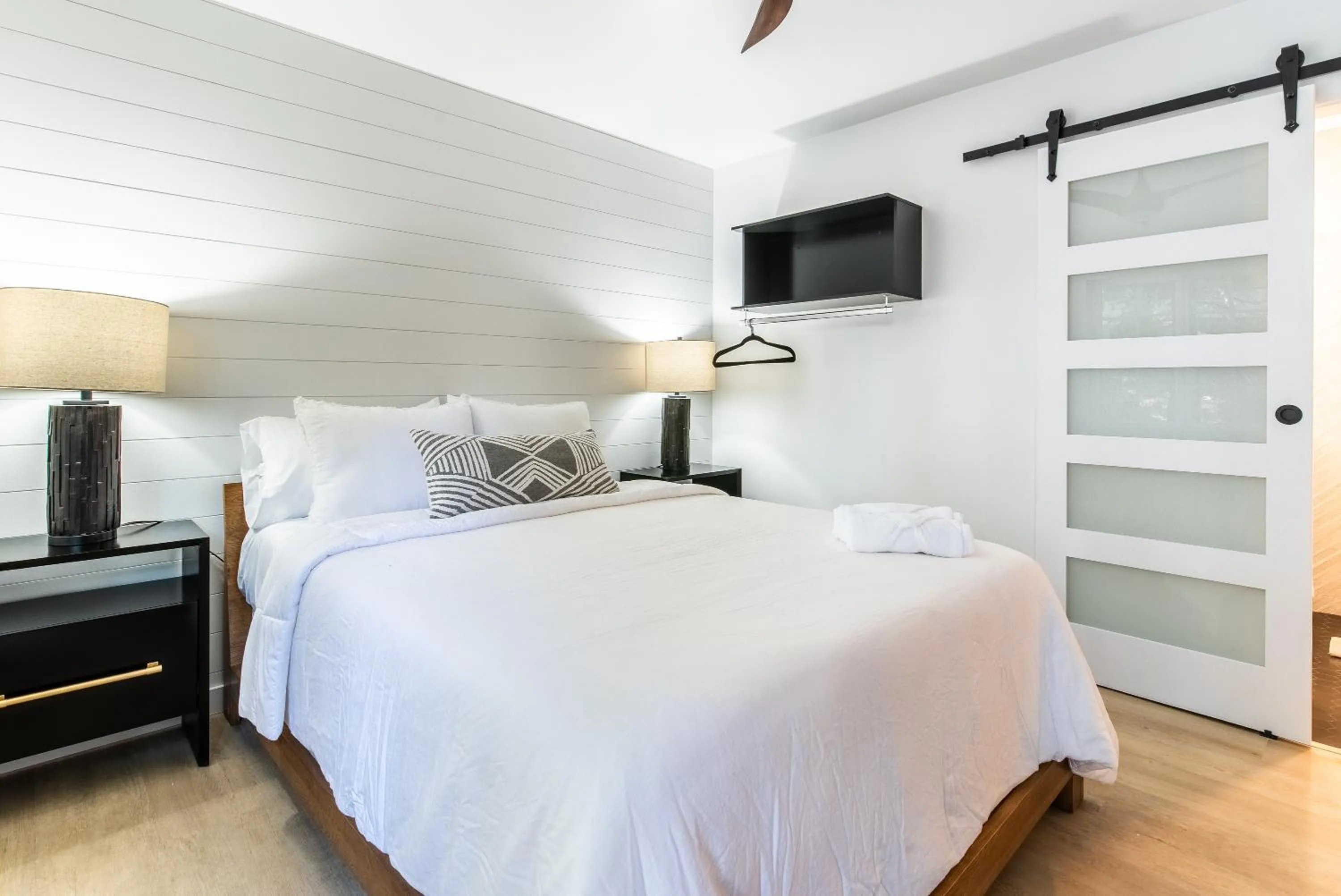 Bed in The Kingsley Hotel