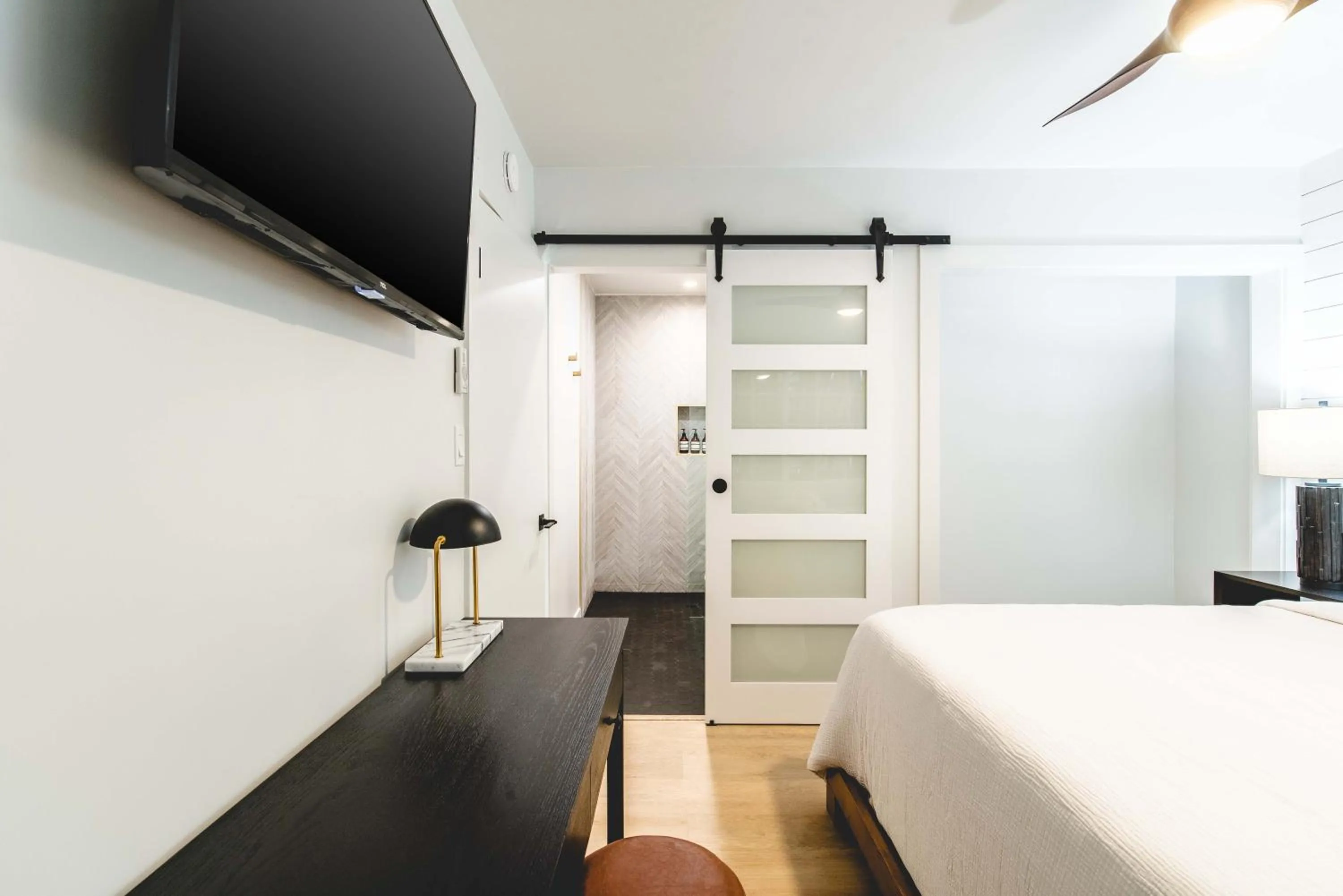 Bed in The Kingsley Hotel