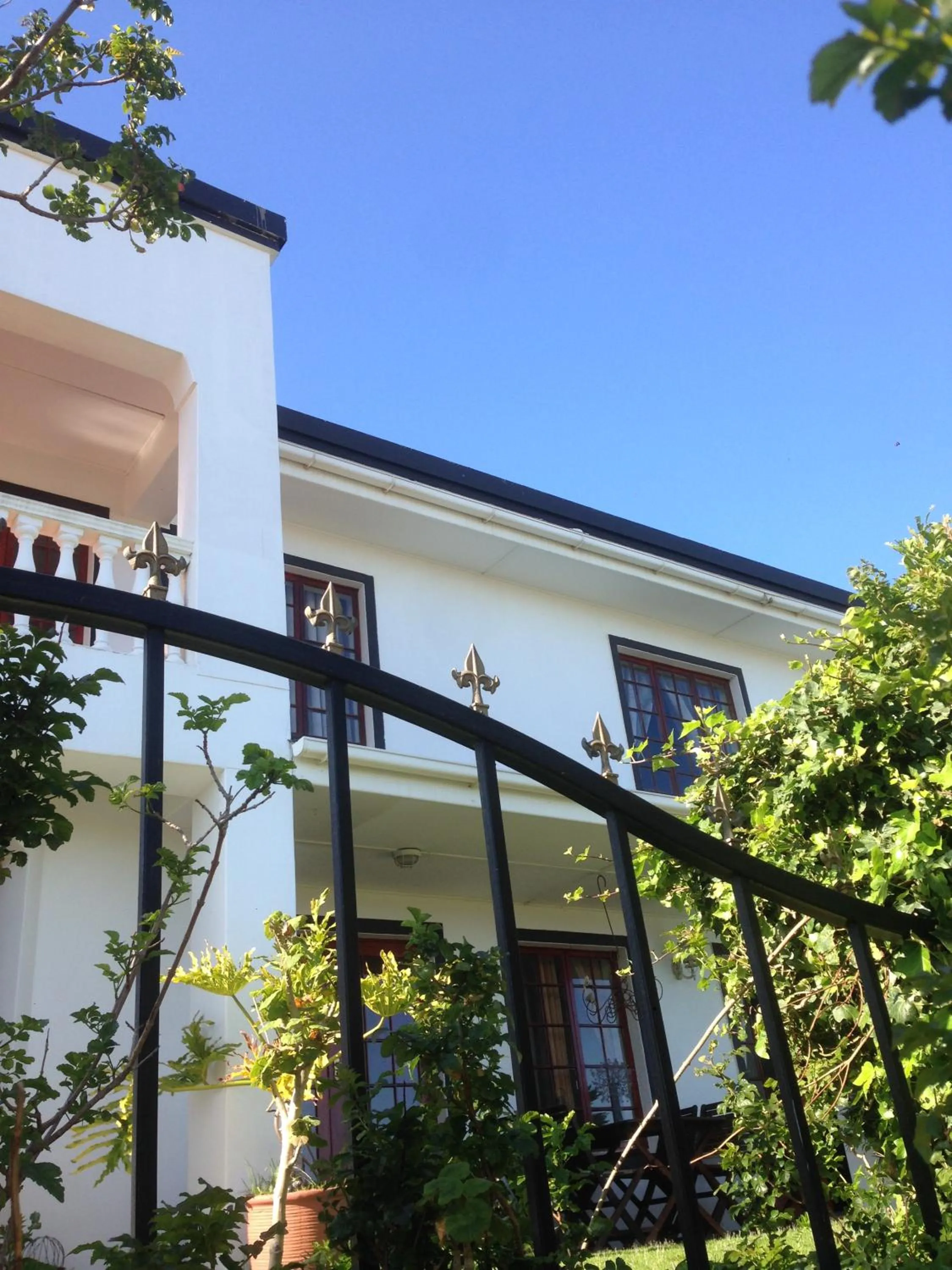 Facade/entrance in Helderberg Guesthouse