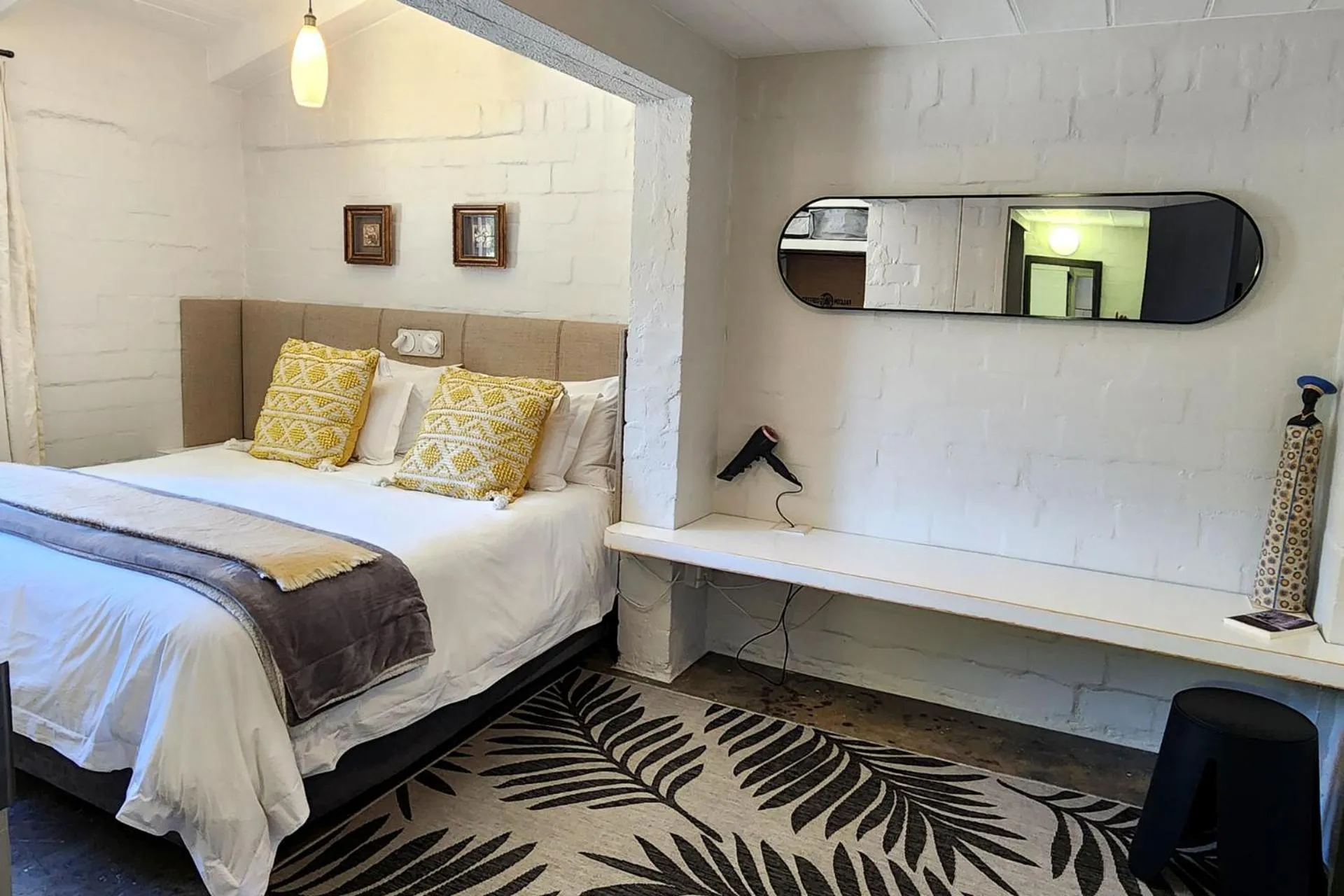 Bedroom, Bed in Hornbill House Self Catering Accommodation