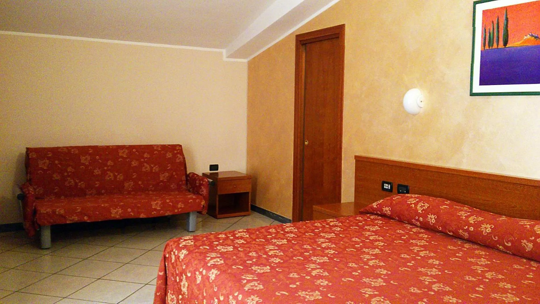 Bed in Hotel Stazione