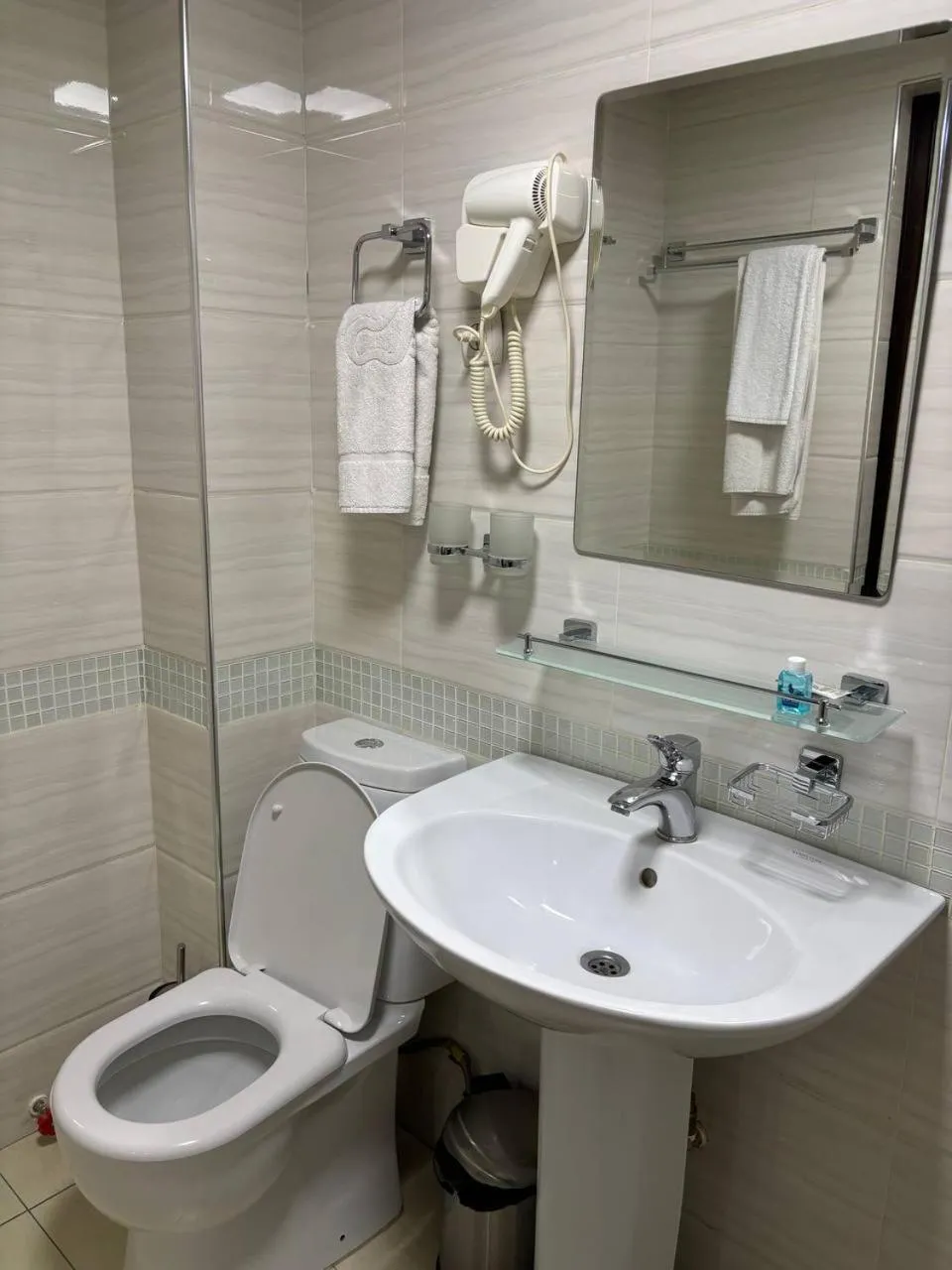 Shower in Crystal Hotel Bukhara