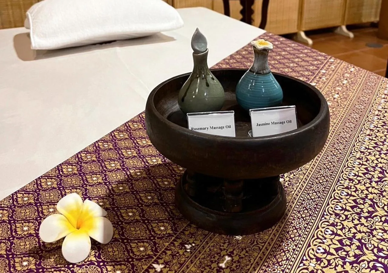 Massage in Vanasin Residence