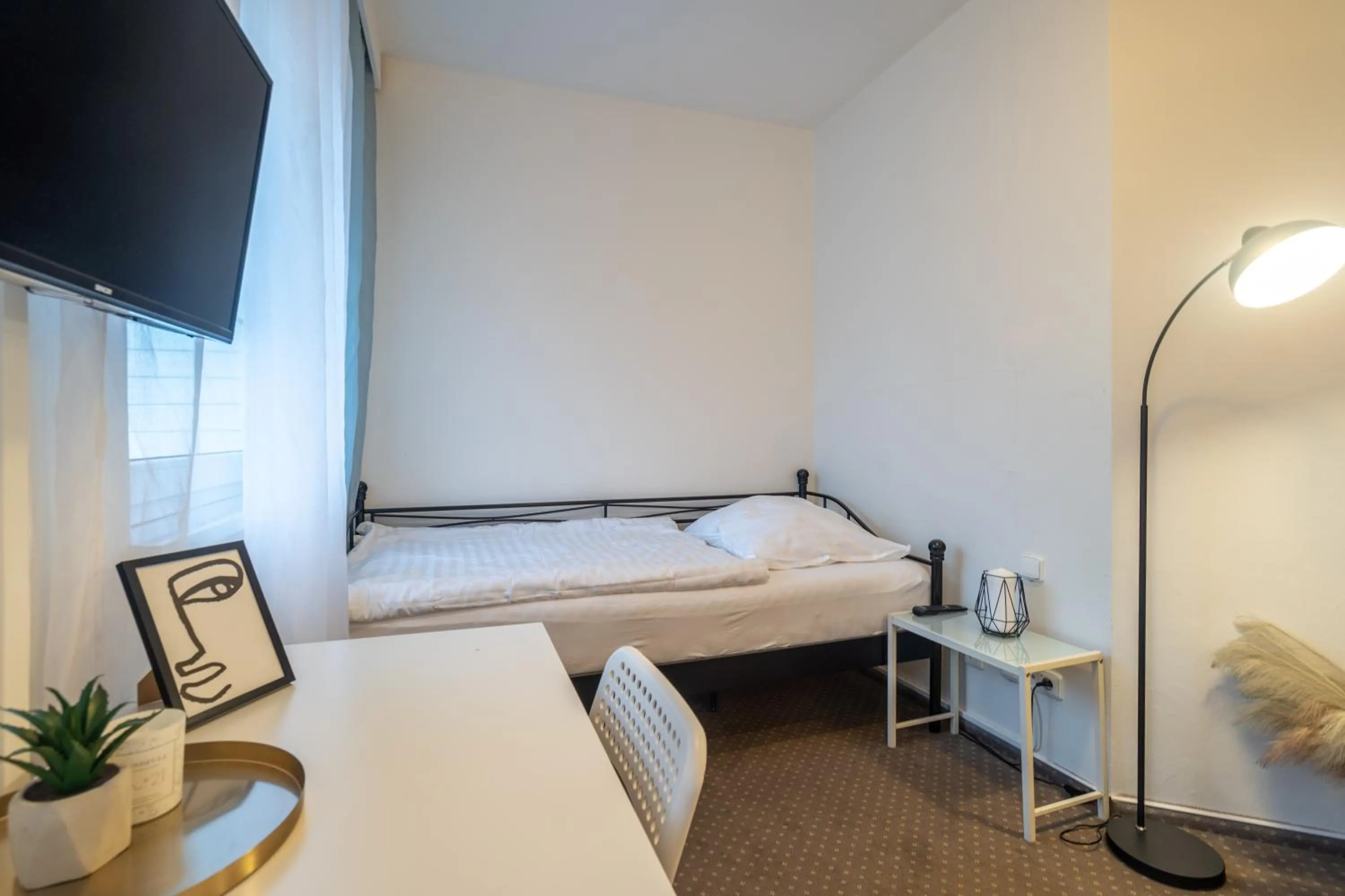 TV and multimedia, Bed in Hotel Garni Orlova