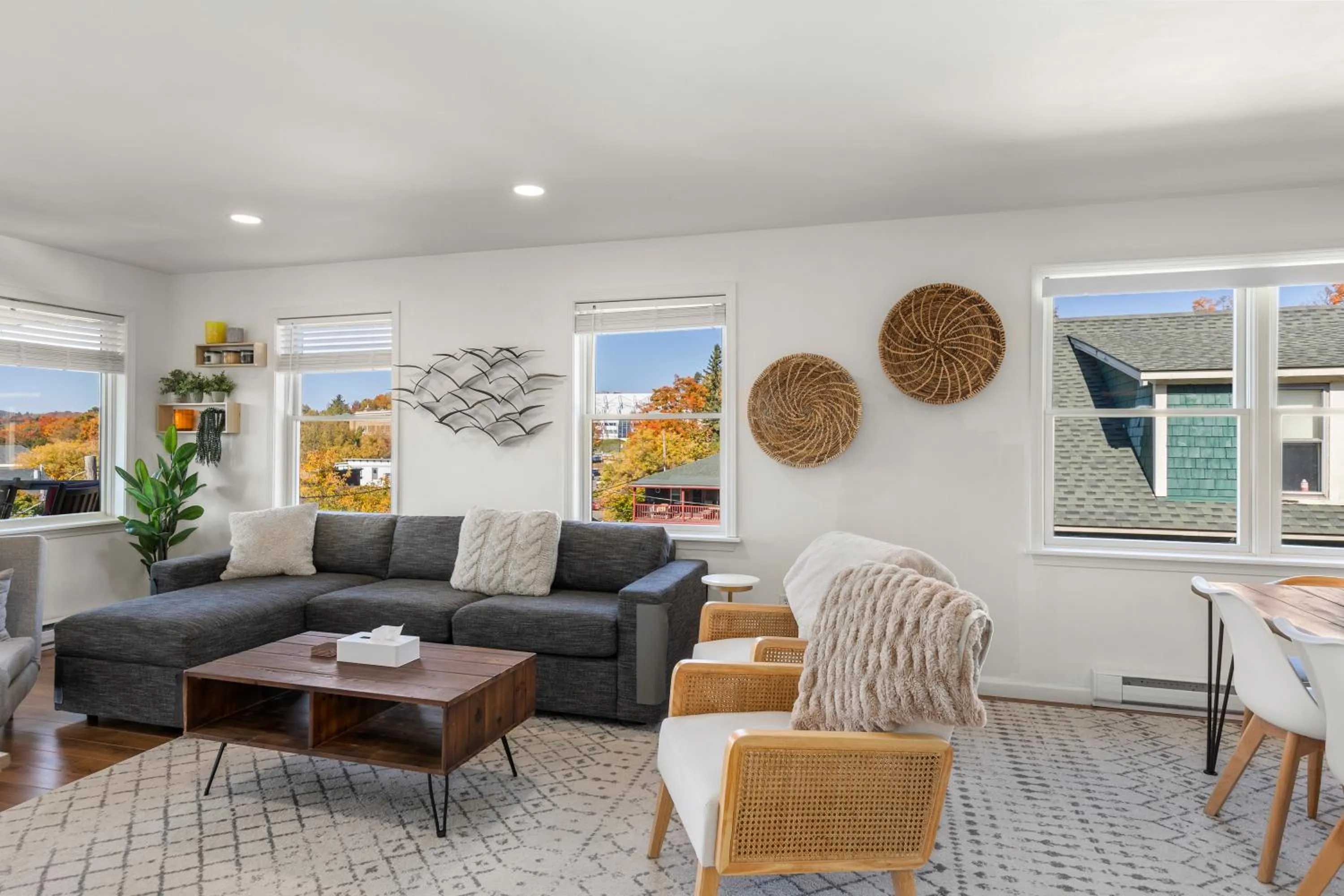 Living room in Amazing Mountain Views Lake Placid & 1980 Olympic Center