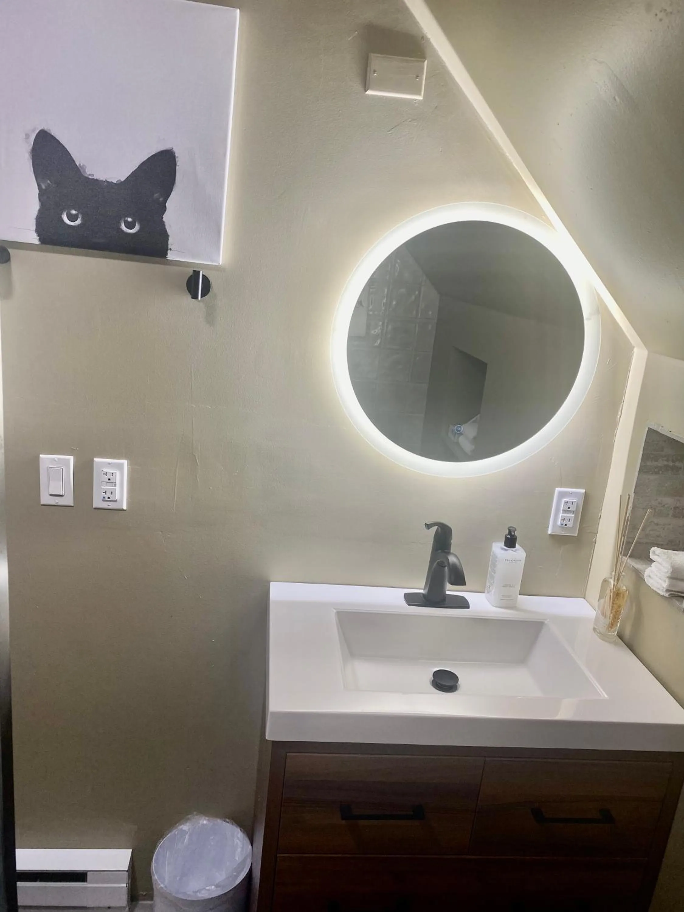 Bathroom in Modern Home &Cozy